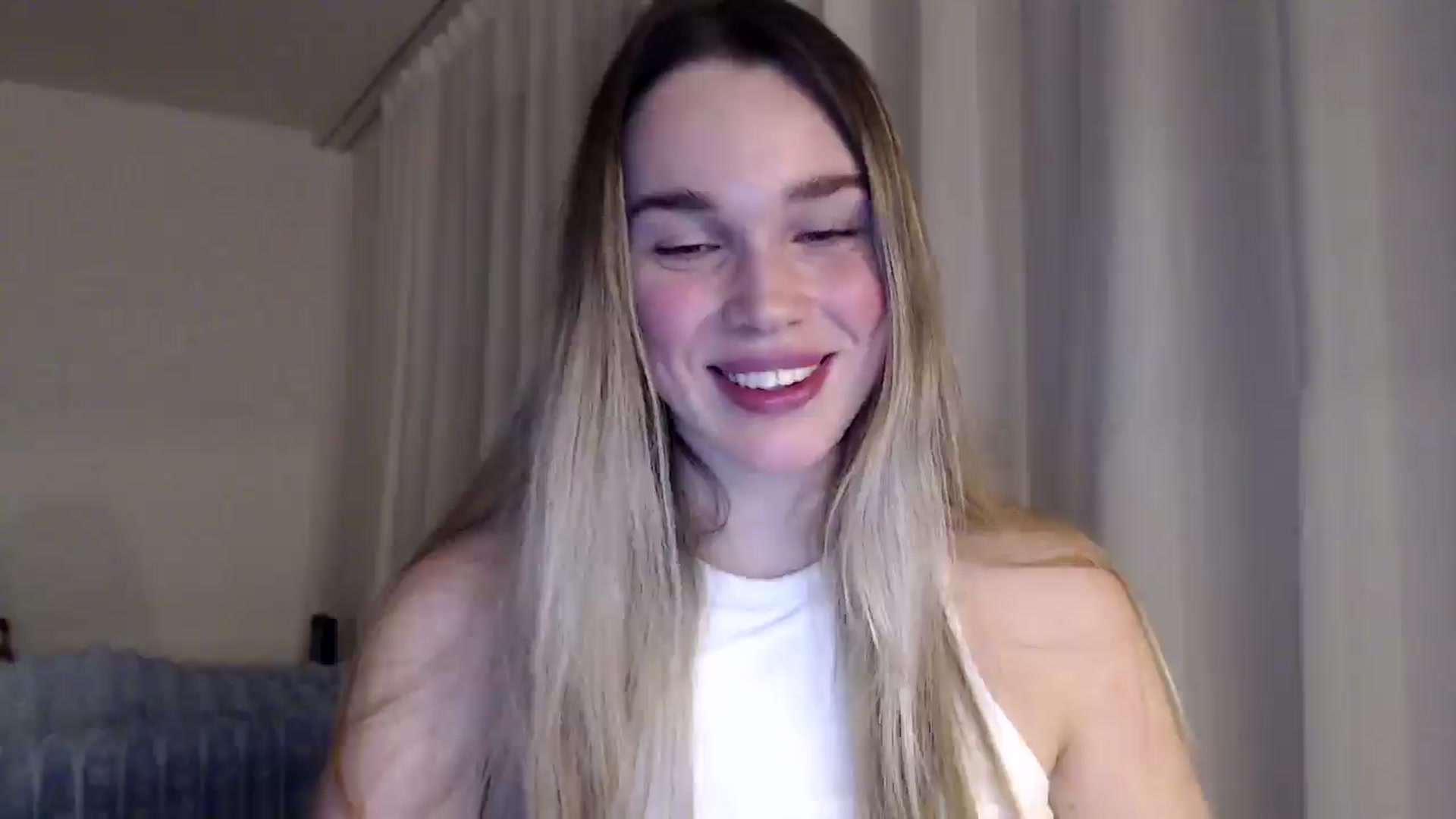 Gallery image thumbnail from Ooh_Cassie's myfreecams stream on, 01/17/2026, 21:18 image 20 of 20