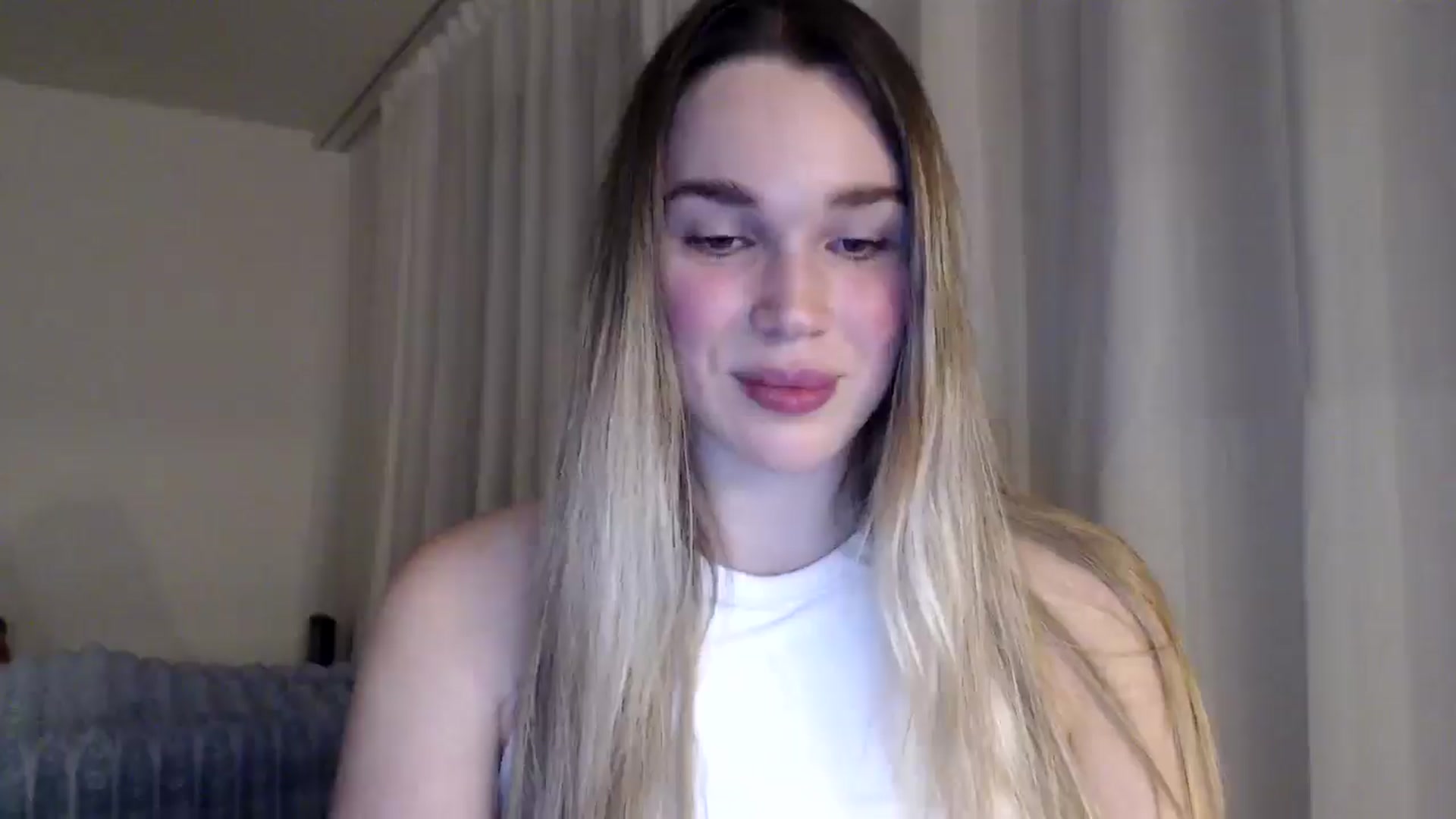 Gallery image thumbnail from Ooh_Cassie's myfreecams stream on, 01/17/2026, 21:18 image 5 of 20