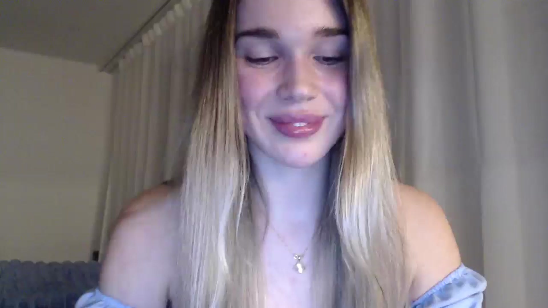 Gallery image thumbnail from Ooh_Cassie's myfreecams stream on, 01/20/2026, 20:55 image 12 of 20