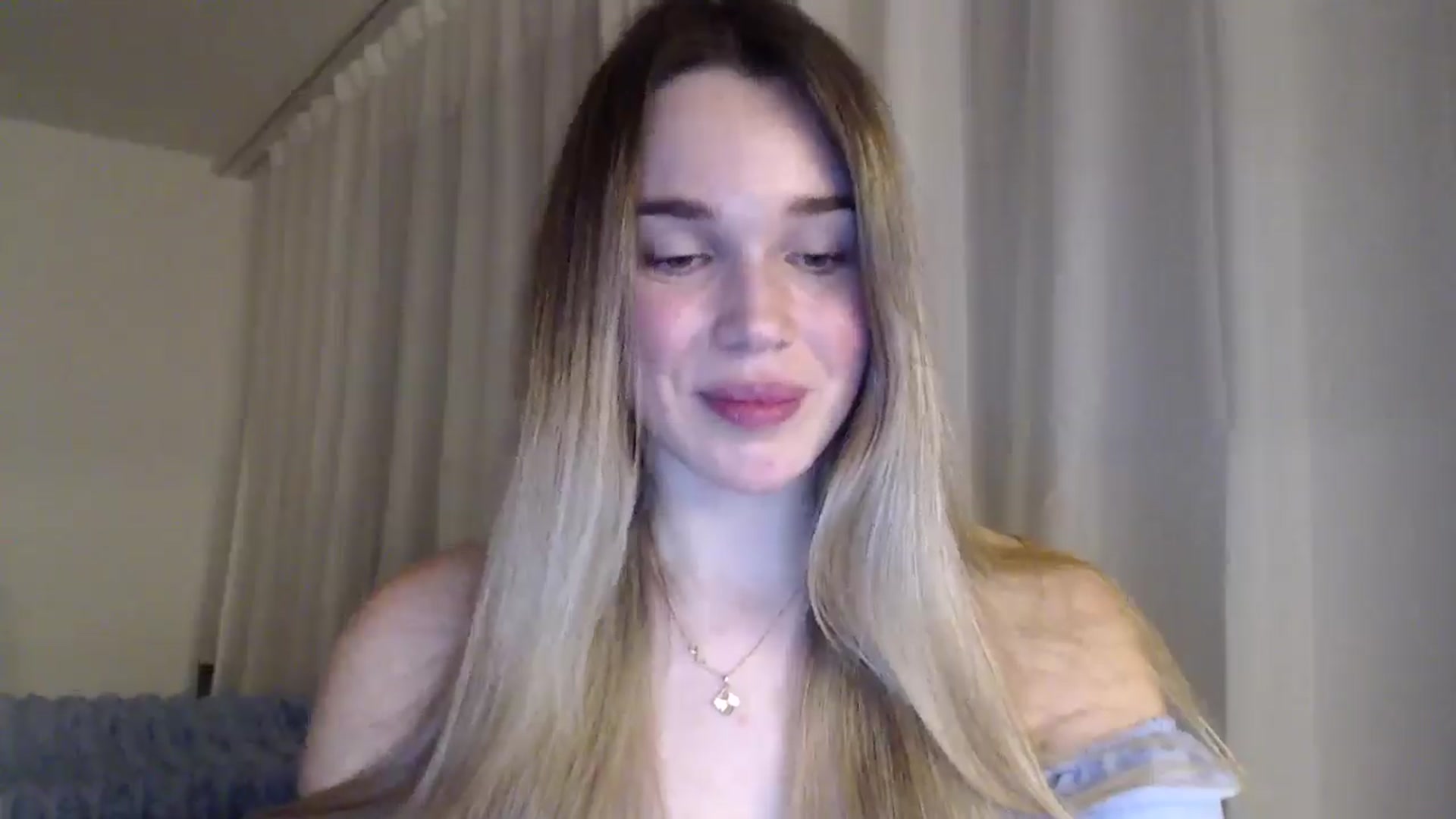 Gallery image thumbnail from Ooh_Cassie's myfreecams stream on, 01/20/2026, 22:07 image 7 of 20