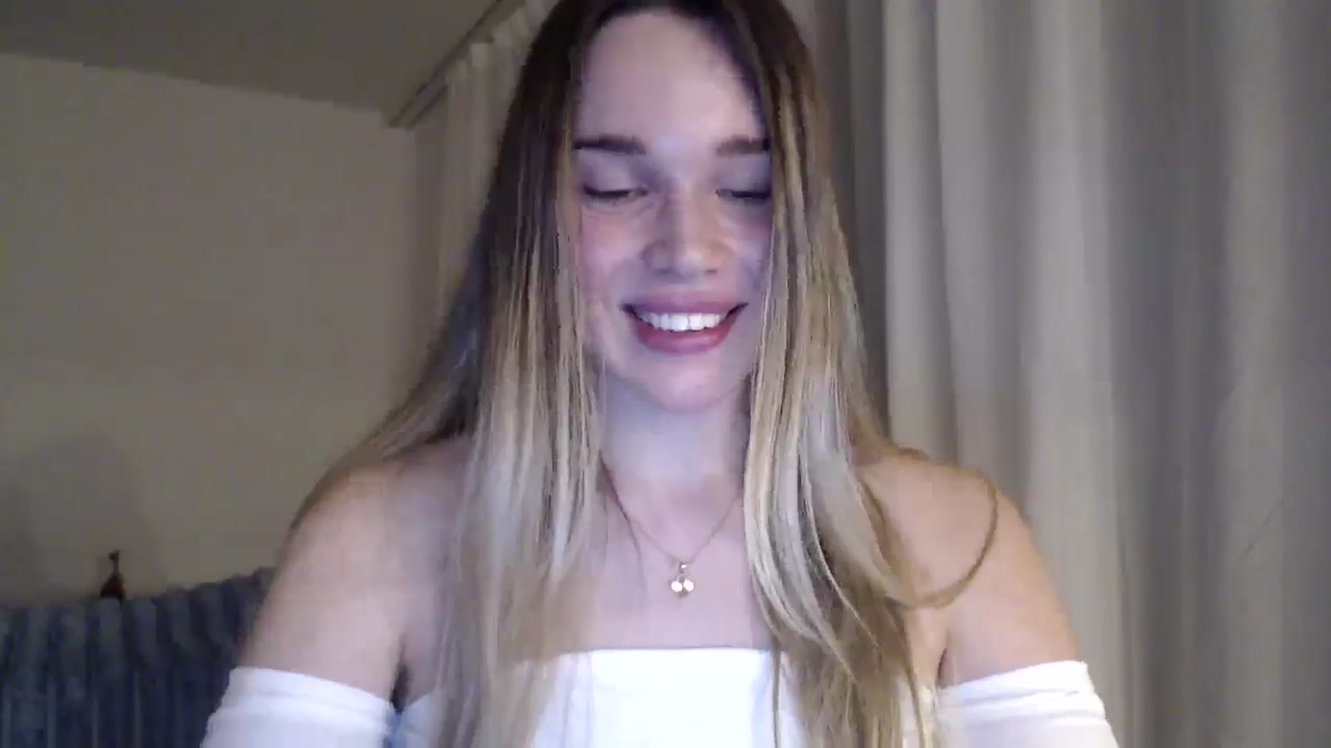 Gallery image thumbnail from Ooh_Cassie's myfreecams stream on, 01/22/2026, 21:58 image 15 of 20