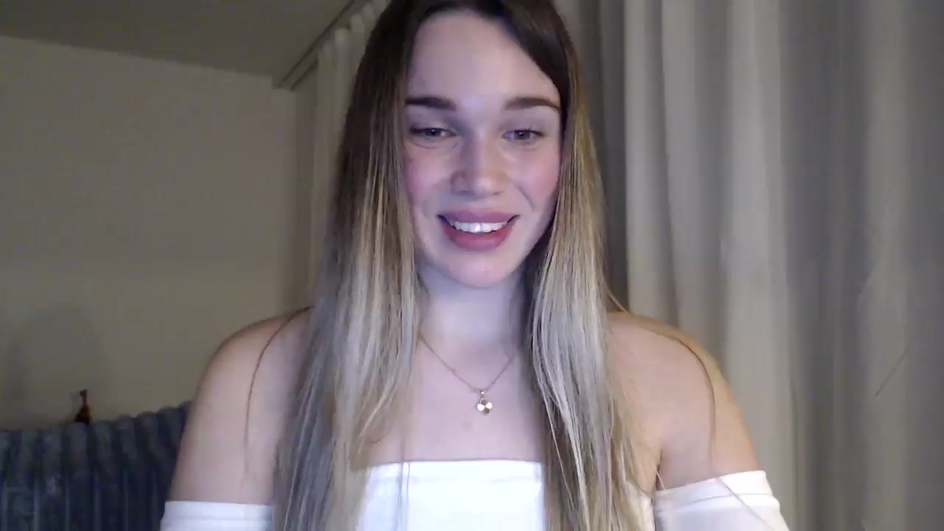 Gallery image thumbnail from Ooh_Cassie's myfreecams stream on, 01/22/2026, 23:15 image 5 of 20