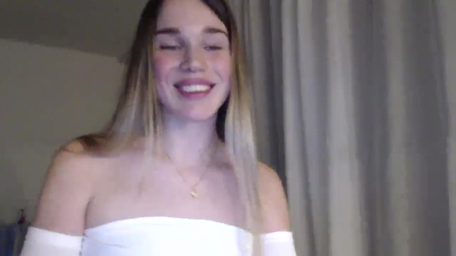 Gallery image thumbnail from Ooh_Cassie's myfreecams stream on, 01/22/2026, 23:15 image 18 of 20