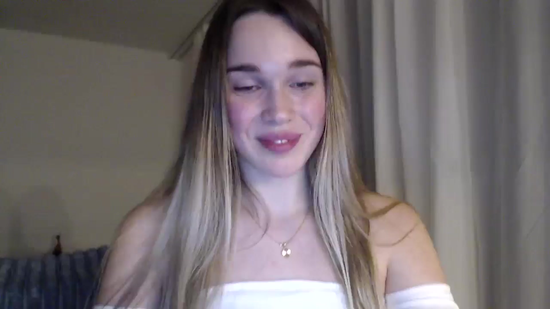 Gallery image thumbnail from Ooh_Cassie's myfreecams stream on, 01/22/2026, 23:15 image 7 of 20