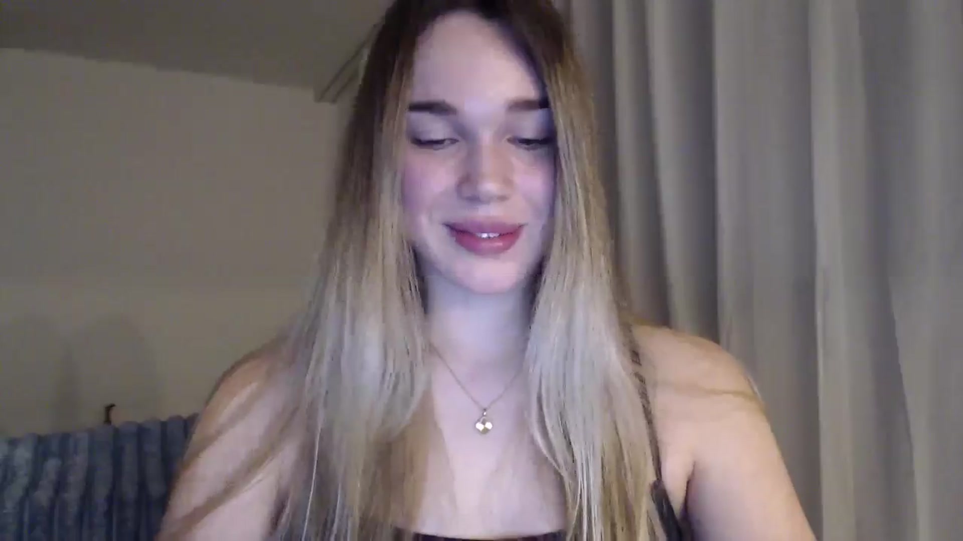 Gallery image thumbnail from Ooh_Cassie's myfreecams stream on, 01/26/2026, 20:43 image 4 of 20