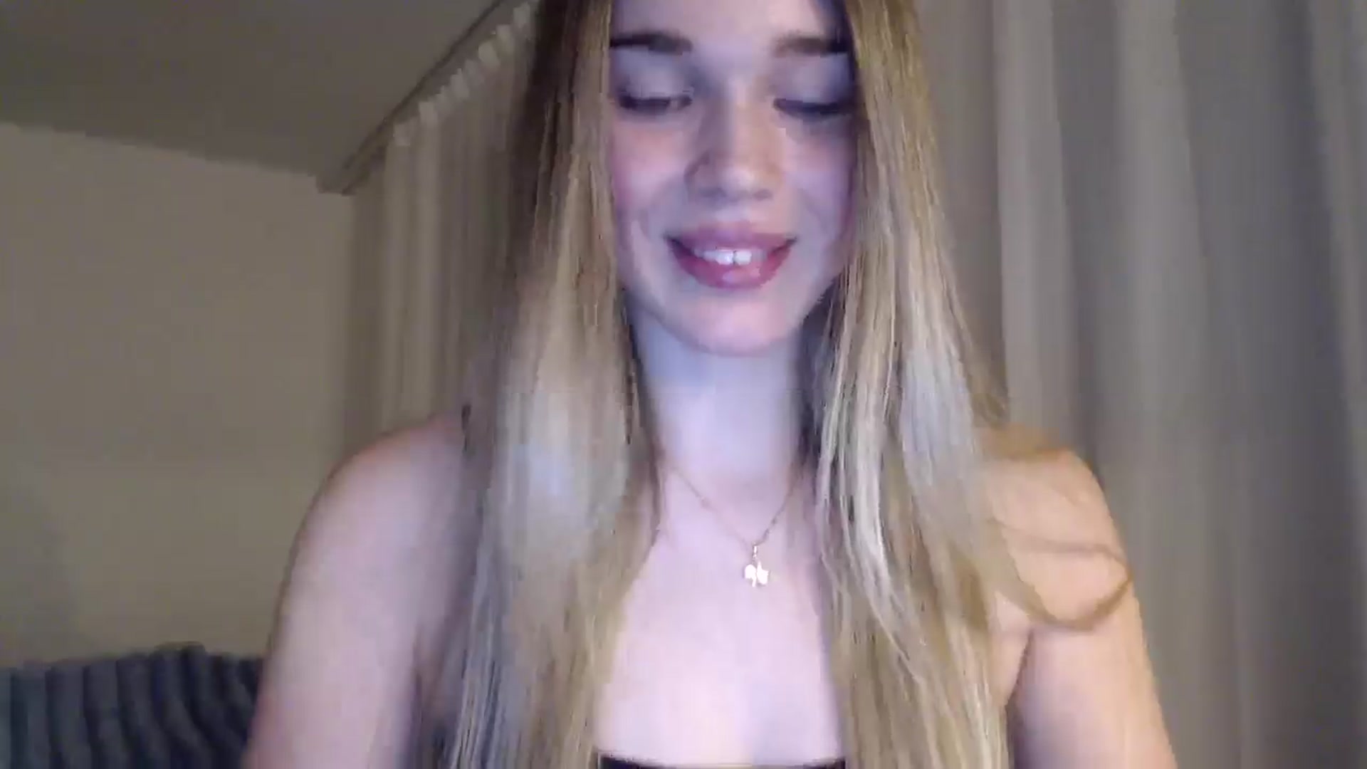 Gallery image thumbnail from Ooh_Cassie's myfreecams stream on, 01/26/2026, 22:27 image 4 of 20
