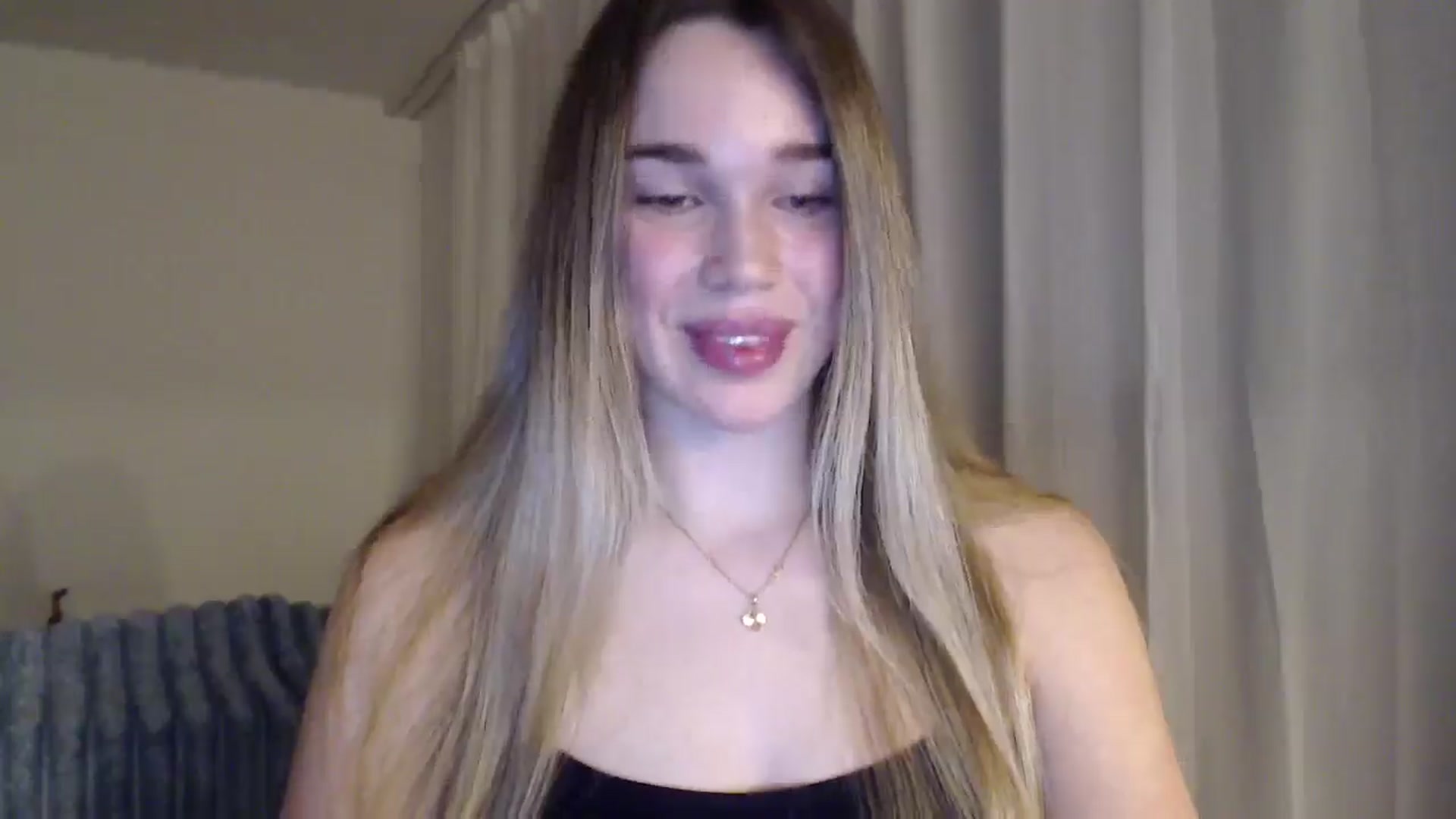Gallery image thumbnail from Ooh_Cassie's myfreecams stream on, 01/26/2026, 22:27 image 2 of 20