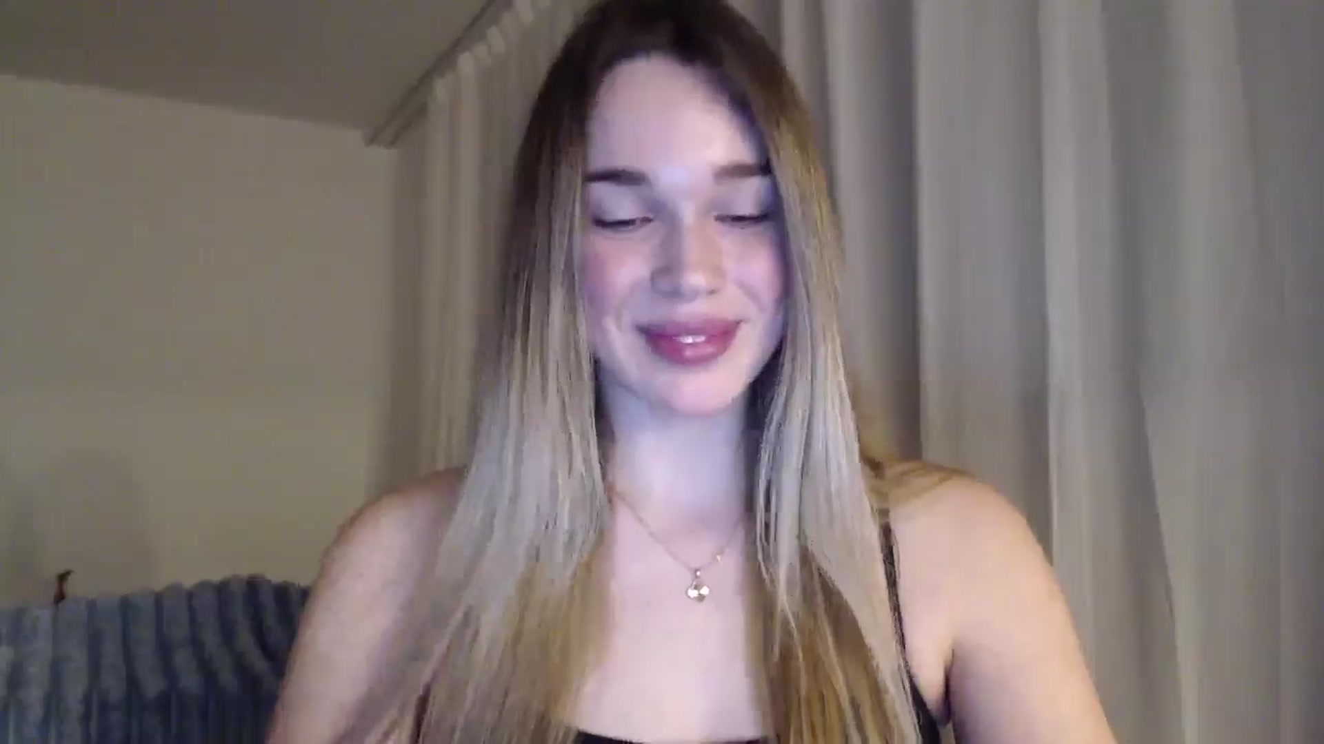 Gallery image thumbnail from Ooh_Cassie's myfreecams stream on, 01/26/2026, 22:27 image 3 of 20