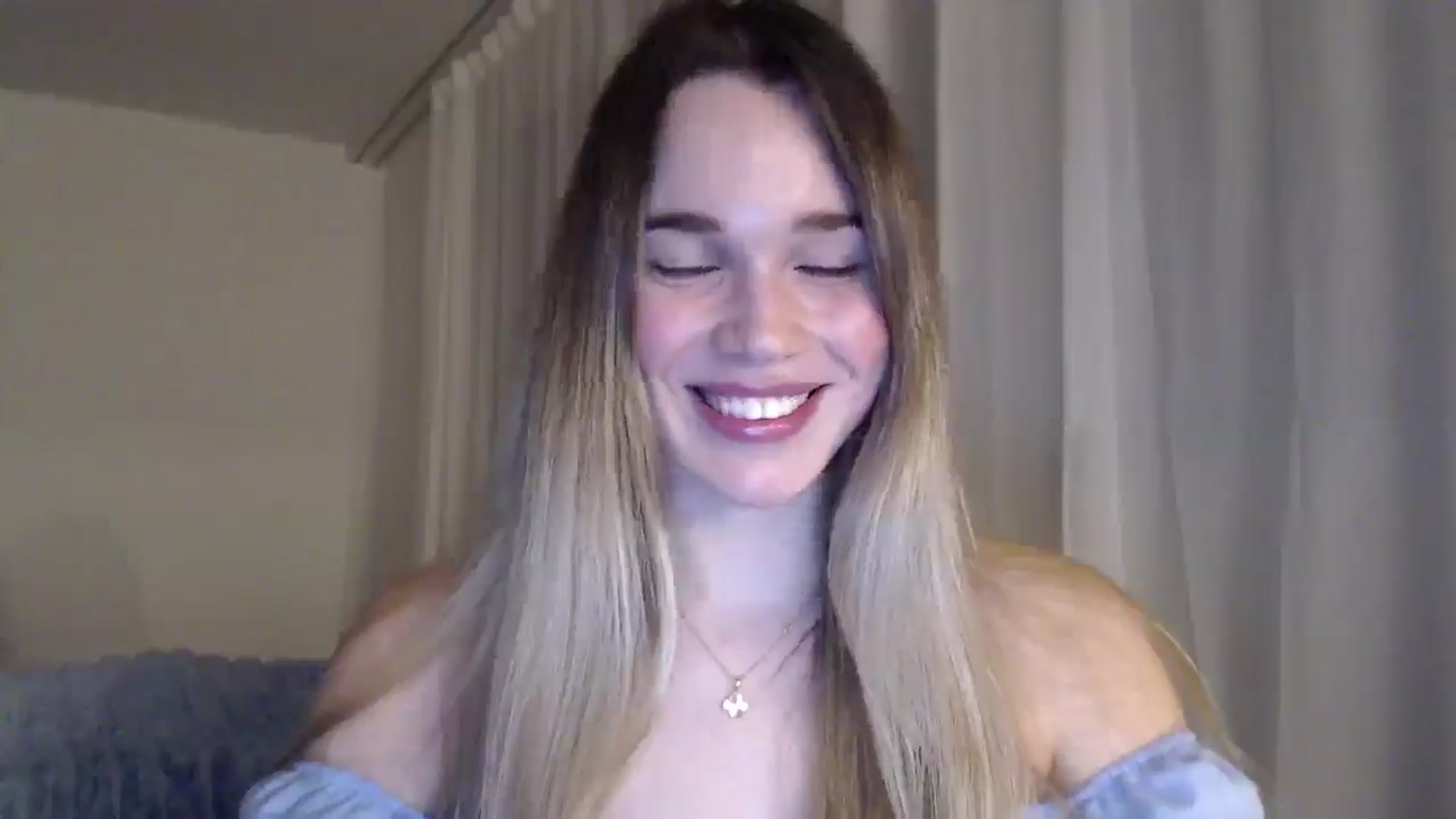 Gallery image thumbnail from Ooh_Cassie's myfreecams stream on, 01/27/2026, 20:33 image 4 of 20