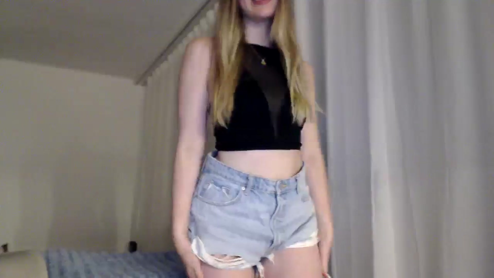 Gallery image thumbnail from Ooh_Cassie's myfreecams stream on, 01/28/2026, 21:06 image 17 of 20