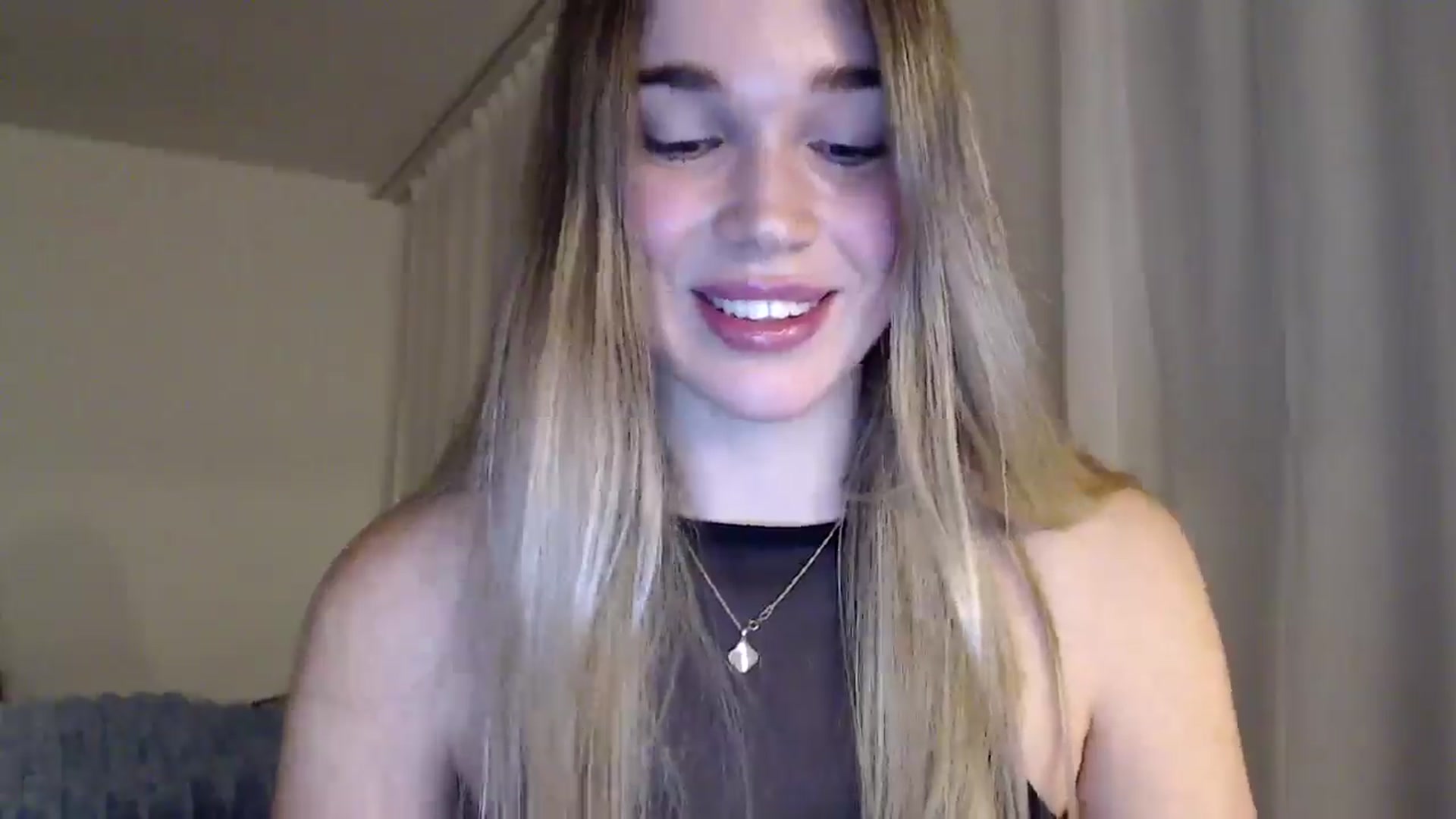 Gallery image thumbnail from Ooh_Cassie's myfreecams stream on, 01/28/2026, 22:16 image 16 of 20