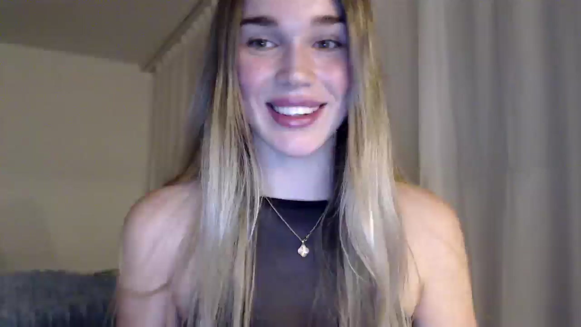 Gallery image thumbnail from Ooh_Cassie's myfreecams stream on, 01/28/2026, 22:16 image 18 of 20