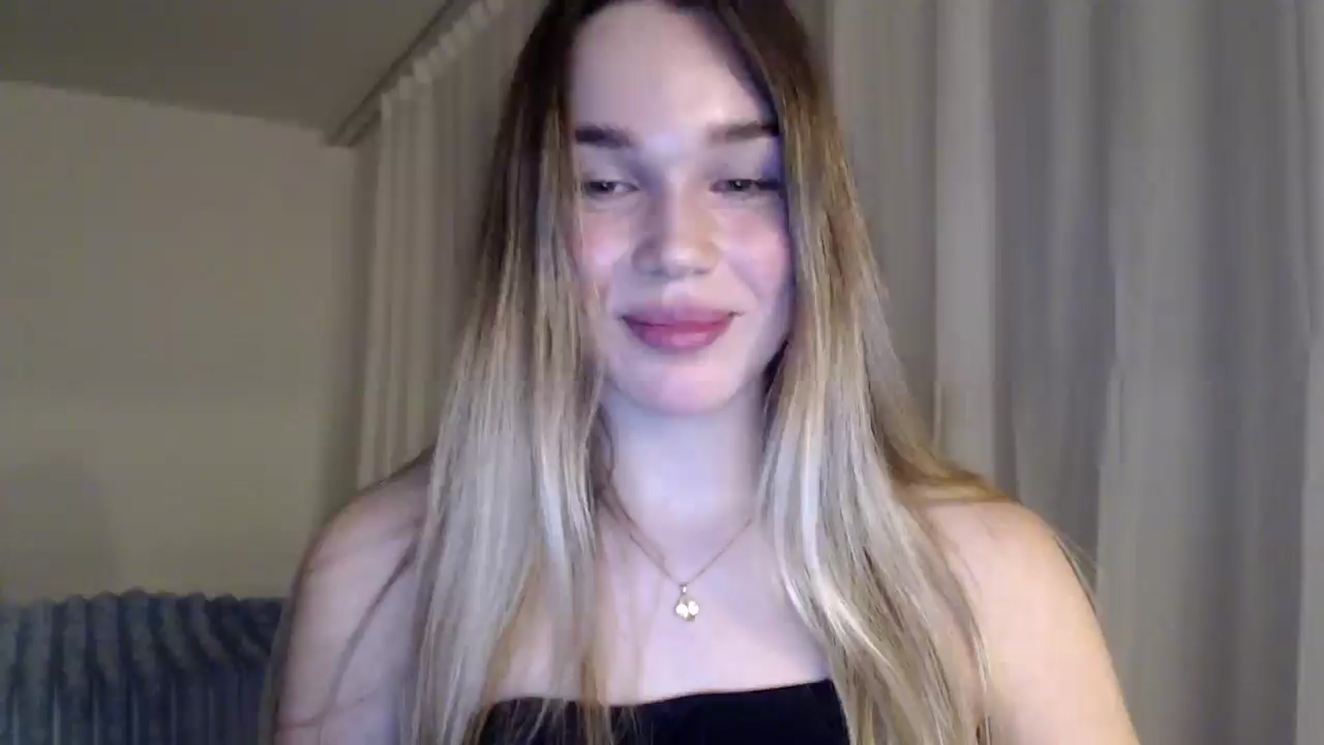 Gallery image thumbnail from Ooh_Cassie's myfreecams stream on, 01/29/2026, 23:11 image 4 of 20