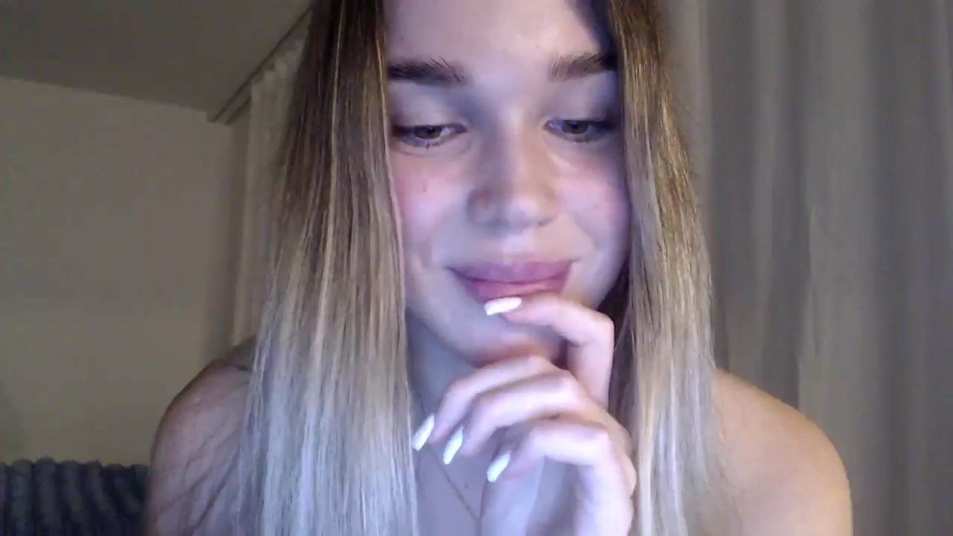 Gallery image thumbnail from Ooh_Cassie's myfreecams stream on, 01/30/2026, 24:22 image 16 of 20