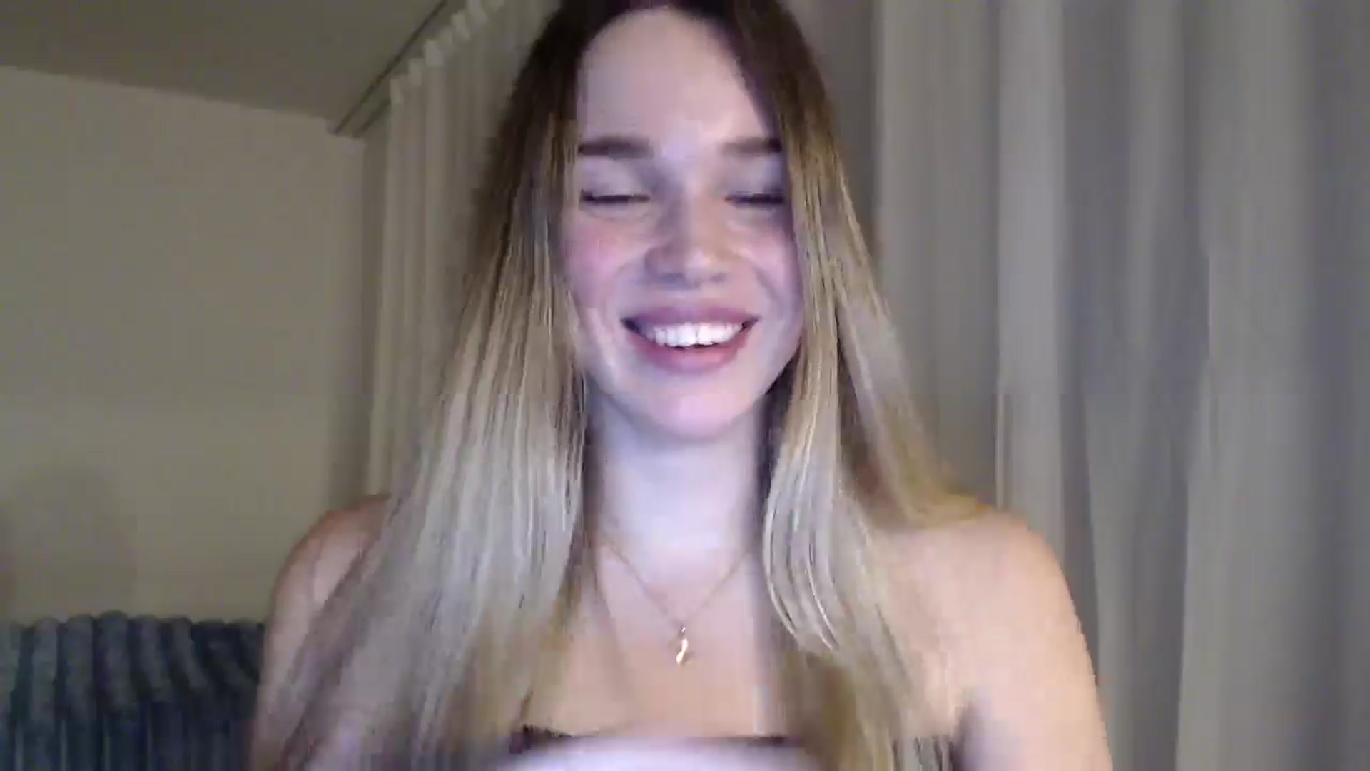 Gallery image thumbnail from Ooh_Cassie's myfreecams stream on, 01/30/2026, 24:22 image 3 of 20