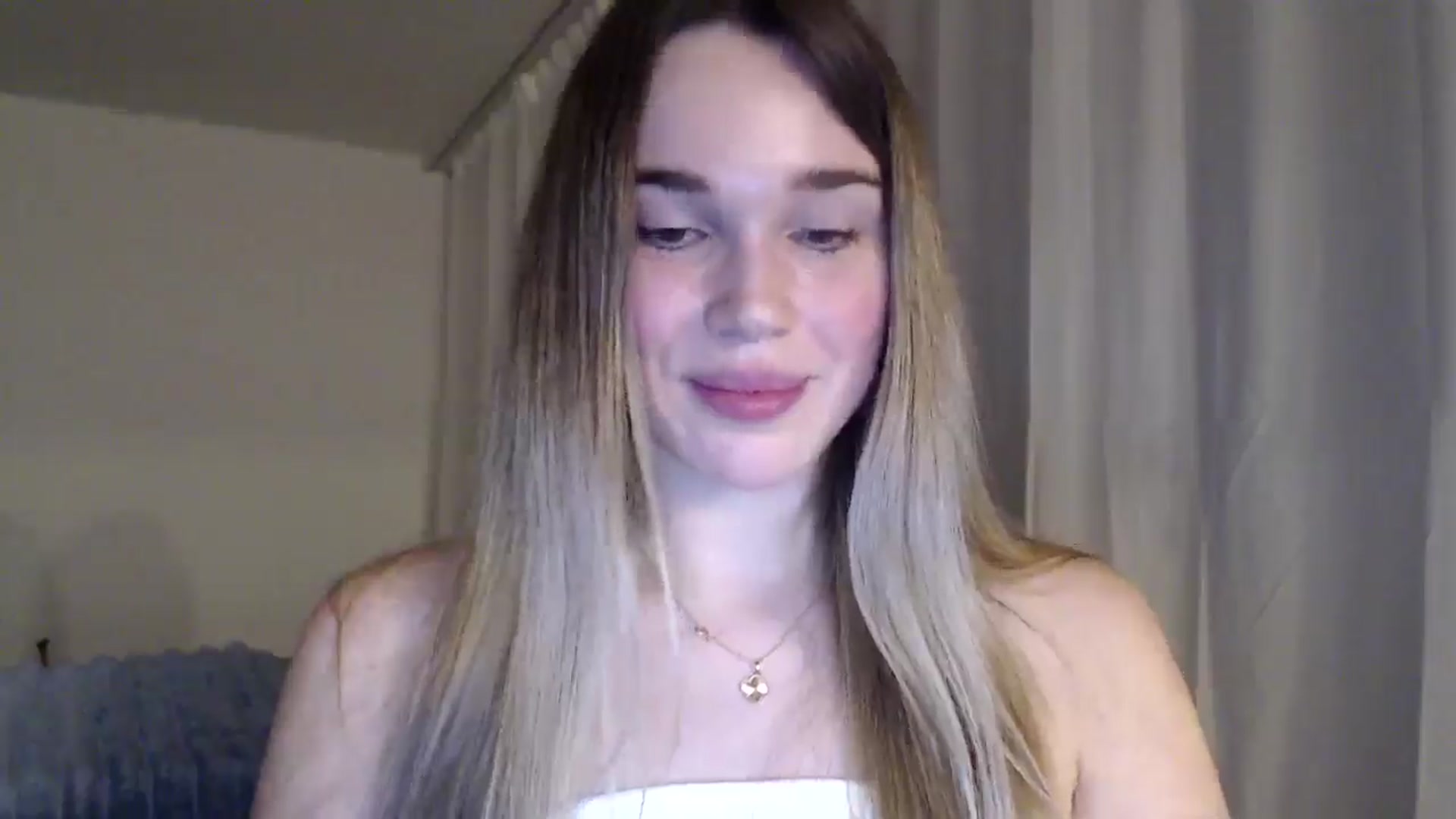 Gallery image thumbnail from Ooh_Cassie's myfreecams stream on, 02/03/2026, 20:04 image 19 of 20