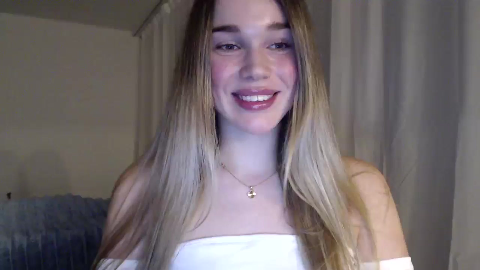 Gallery image thumbnail from Ooh_Cassie's myfreecams stream on, 02/03/2026, 22:23 image 6 of 20