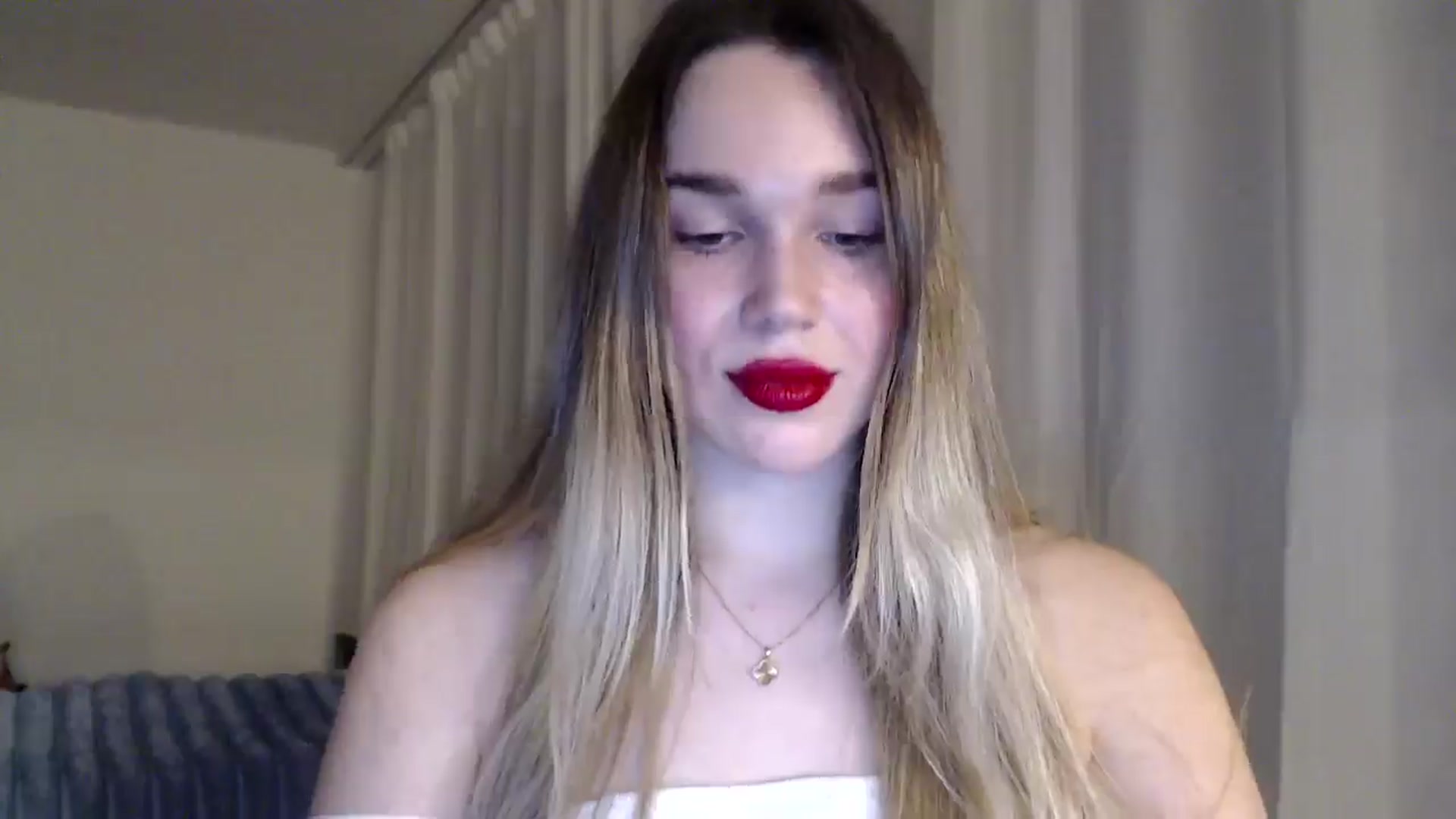 Gallery image thumbnail from Ooh_Cassie's myfreecams stream on, 02/04/2026, 21:19 image 11 of 20