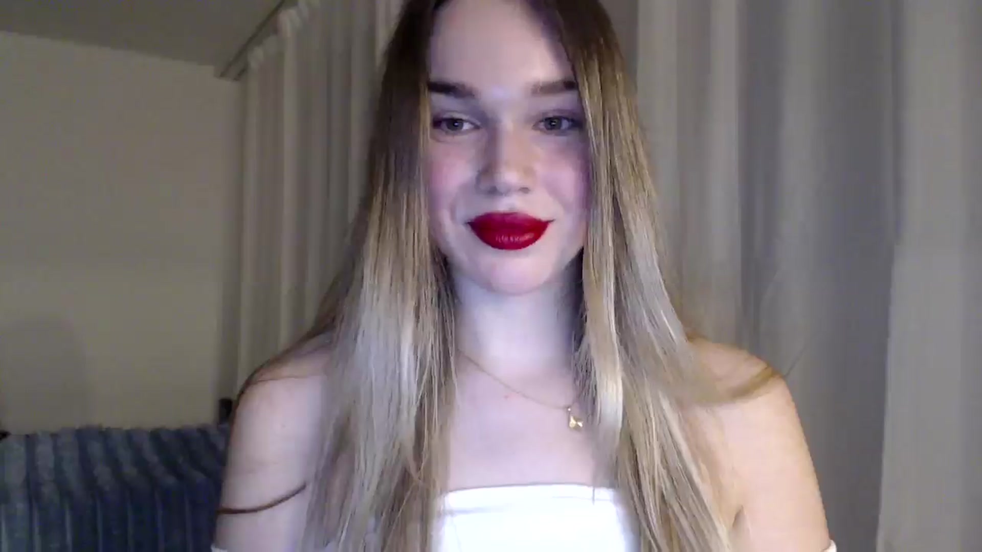 Gallery image thumbnail from Ooh_Cassie's myfreecams stream on, 02/04/2026, 21:19 image 18 of 20