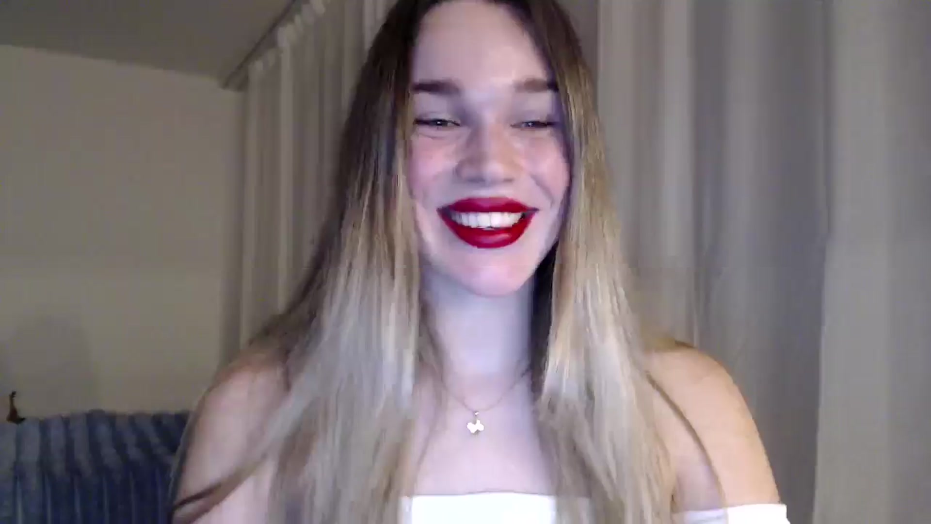 Gallery image thumbnail from Ooh_Cassie's myfreecams stream on, 02/04/2026, 21:19 image 3 of 20