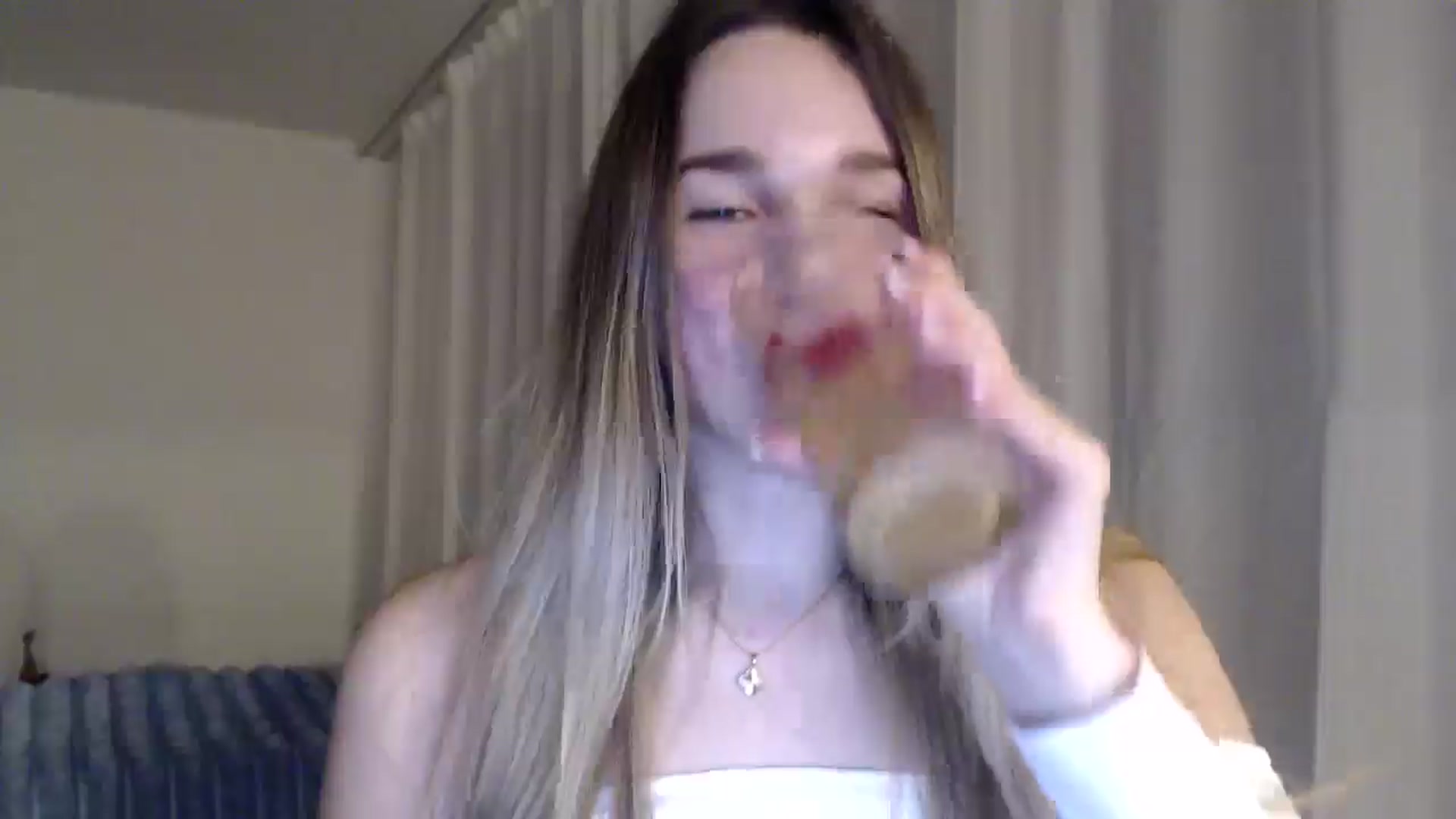 Gallery image thumbnail from Ooh_Cassie's myfreecams stream on, 02/04/2026, 21:19 image 10 of 20