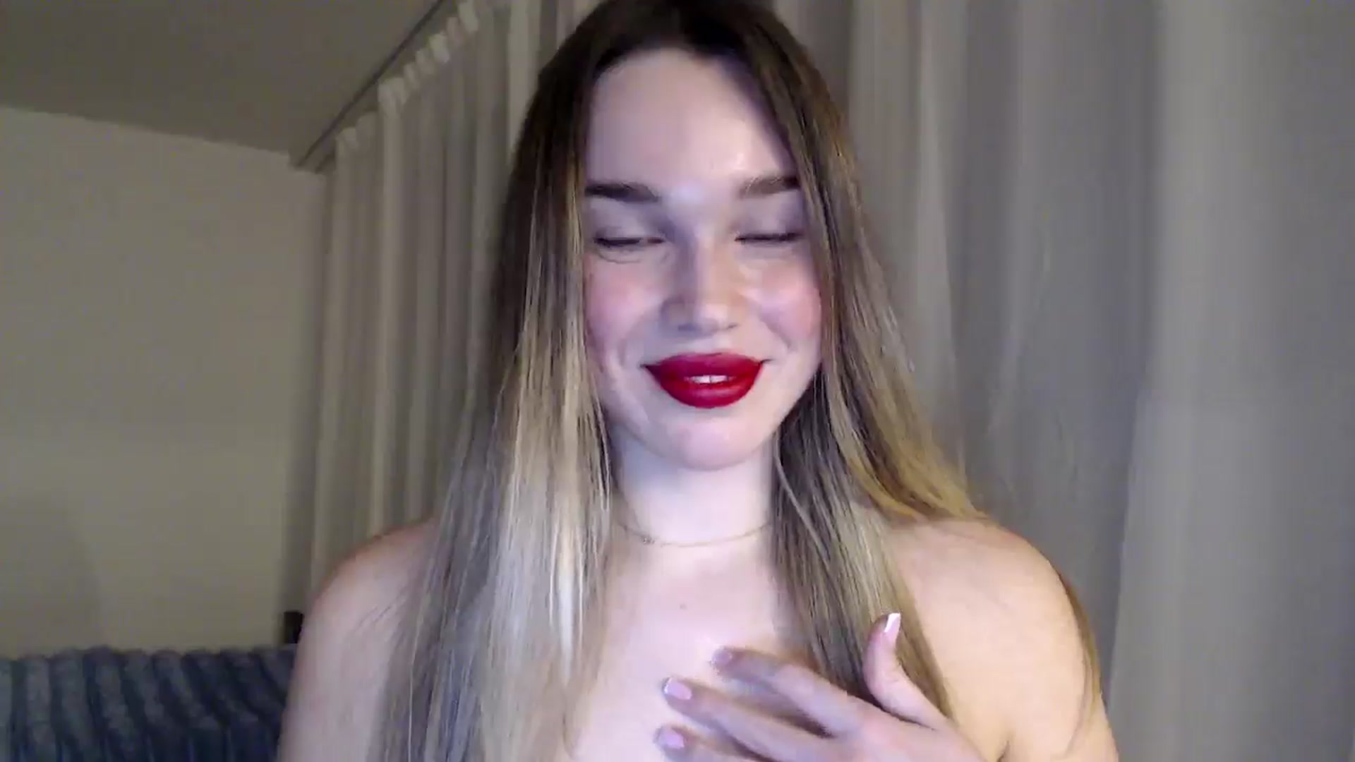 Gallery image thumbnail from Ooh_Cassie's myfreecams stream on, 02/04/2026, 23:01 image 8 of 20