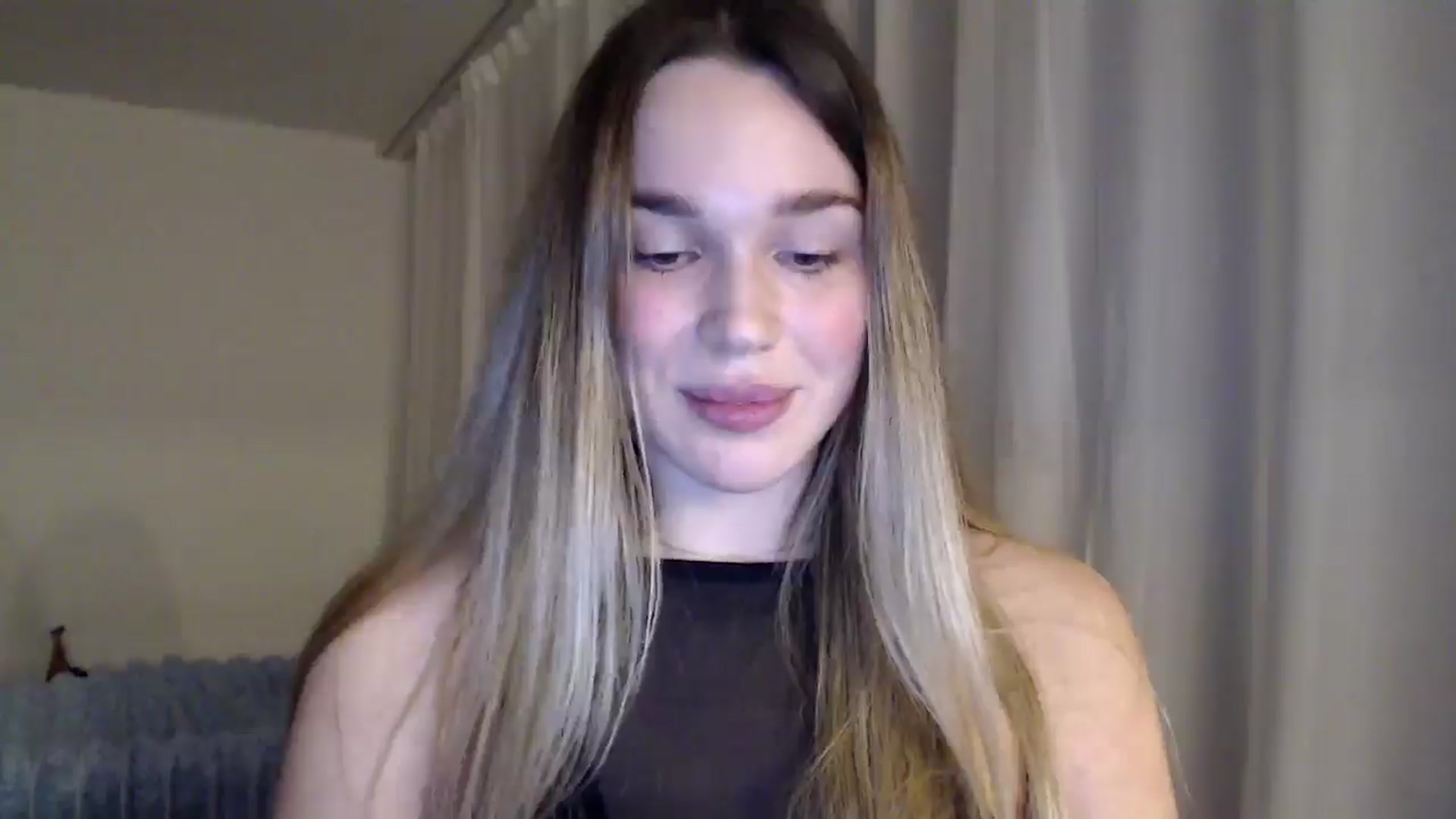 Gallery image thumbnail from Ooh_Cassie's myfreecams stream on, 02/05/2026, 23:26 image 14 of 20