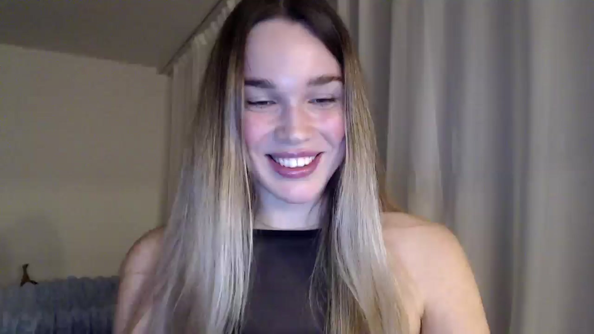 Gallery image thumbnail from Ooh_Cassie's myfreecams stream on, 02/05/2026, 23:26 image 9 of 20
