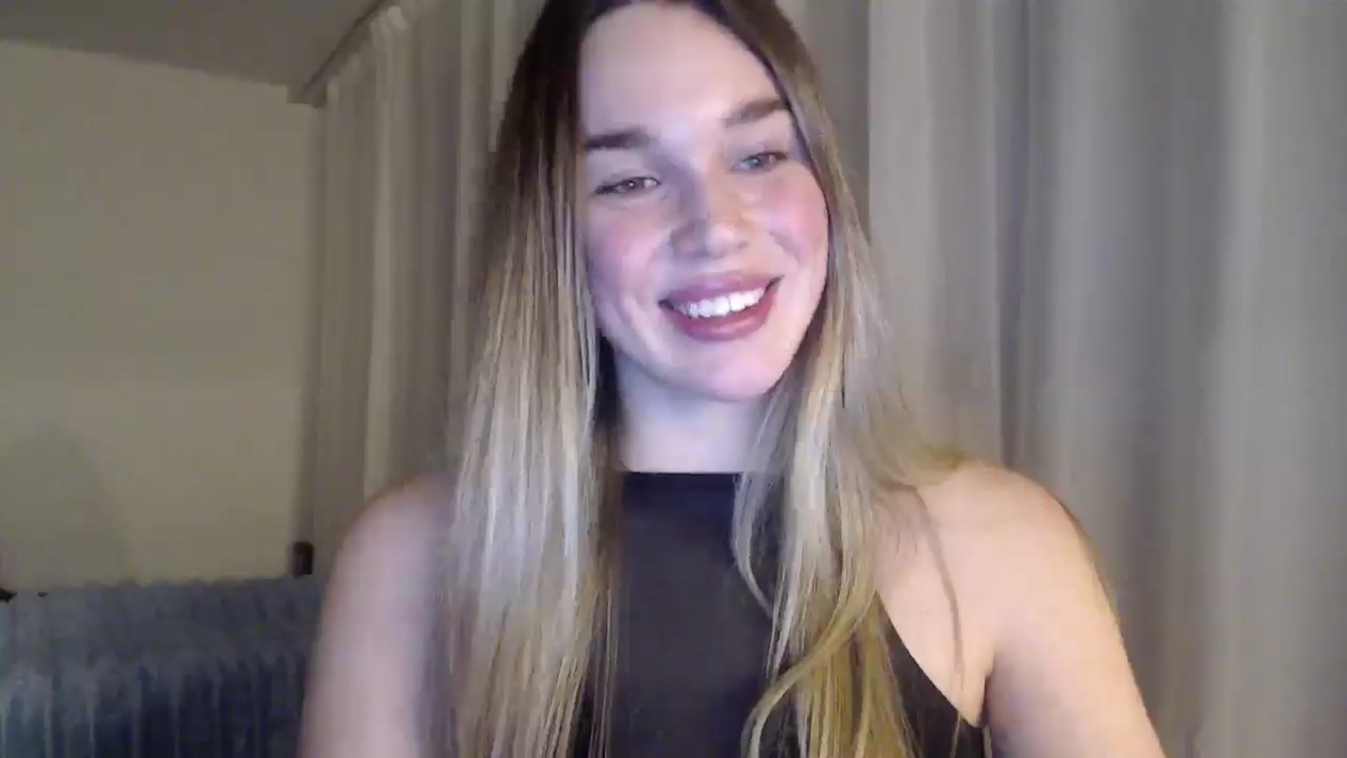 Gallery image thumbnail from Ooh_Cassie's myfreecams stream on, 02/06/2026, 24:56 image 7 of 20