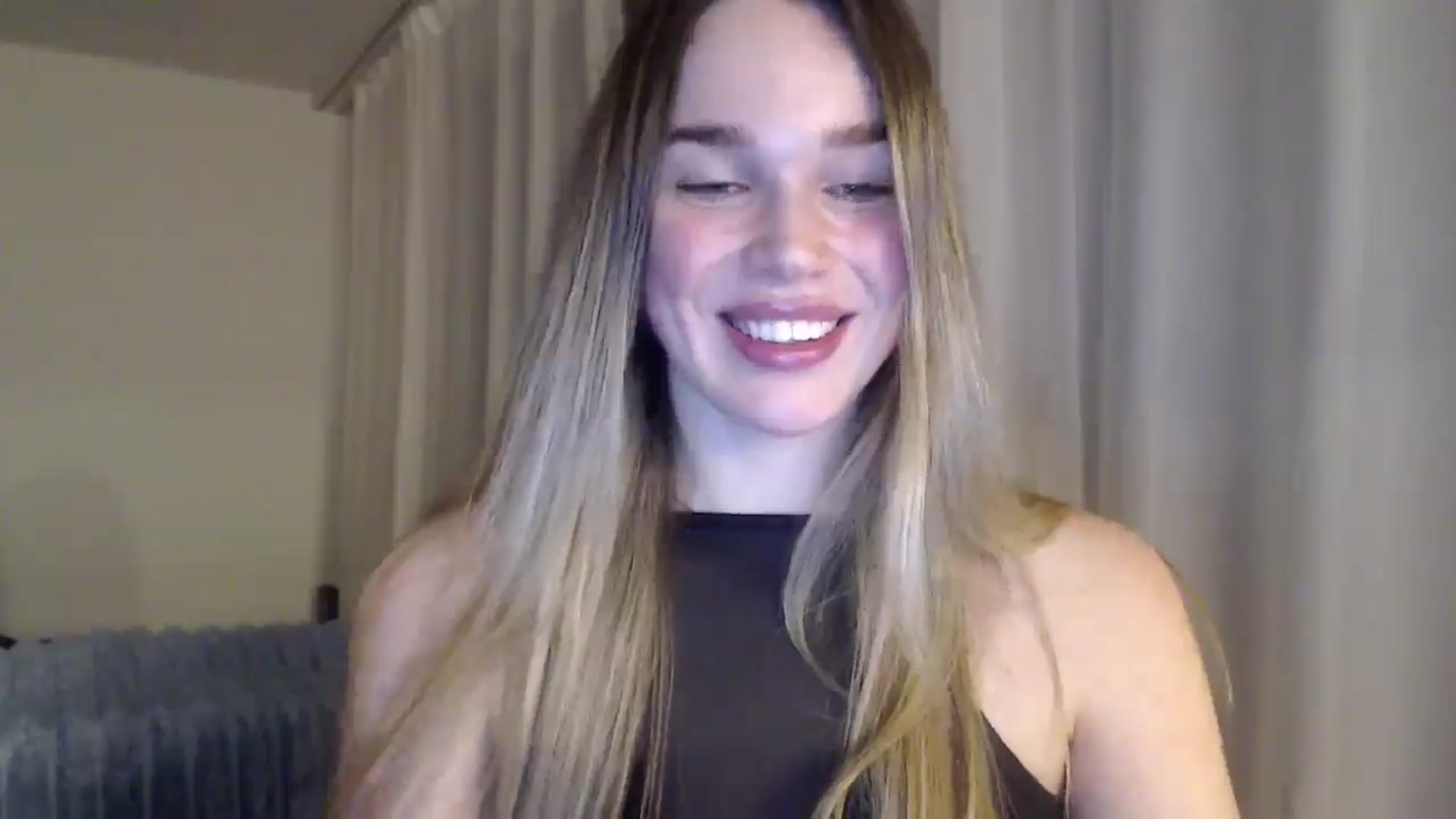 Gallery image thumbnail from Ooh_Cassie's myfreecams stream on, 02/06/2026, 24:56 image 8 of 20