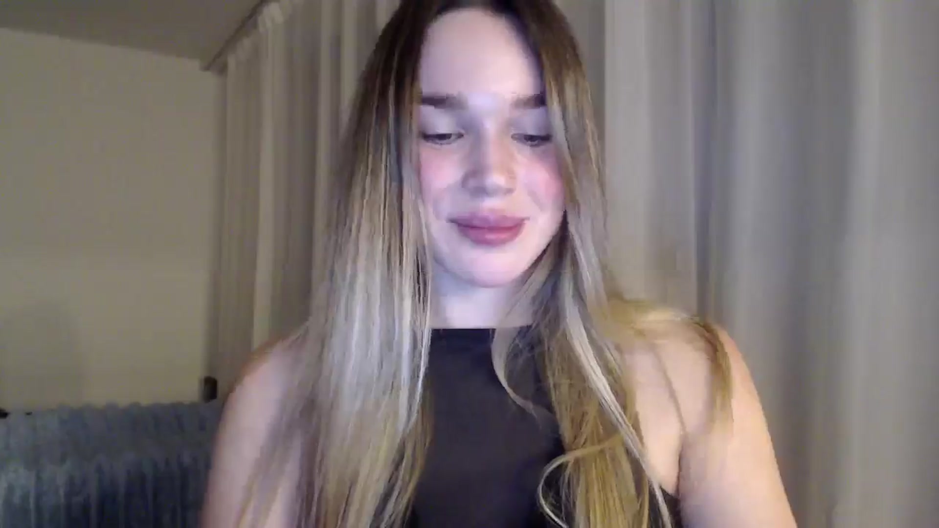 Gallery image thumbnail from Ooh_Cassie's myfreecams stream on, 02/06/2026, 24:56 image 3 of 20