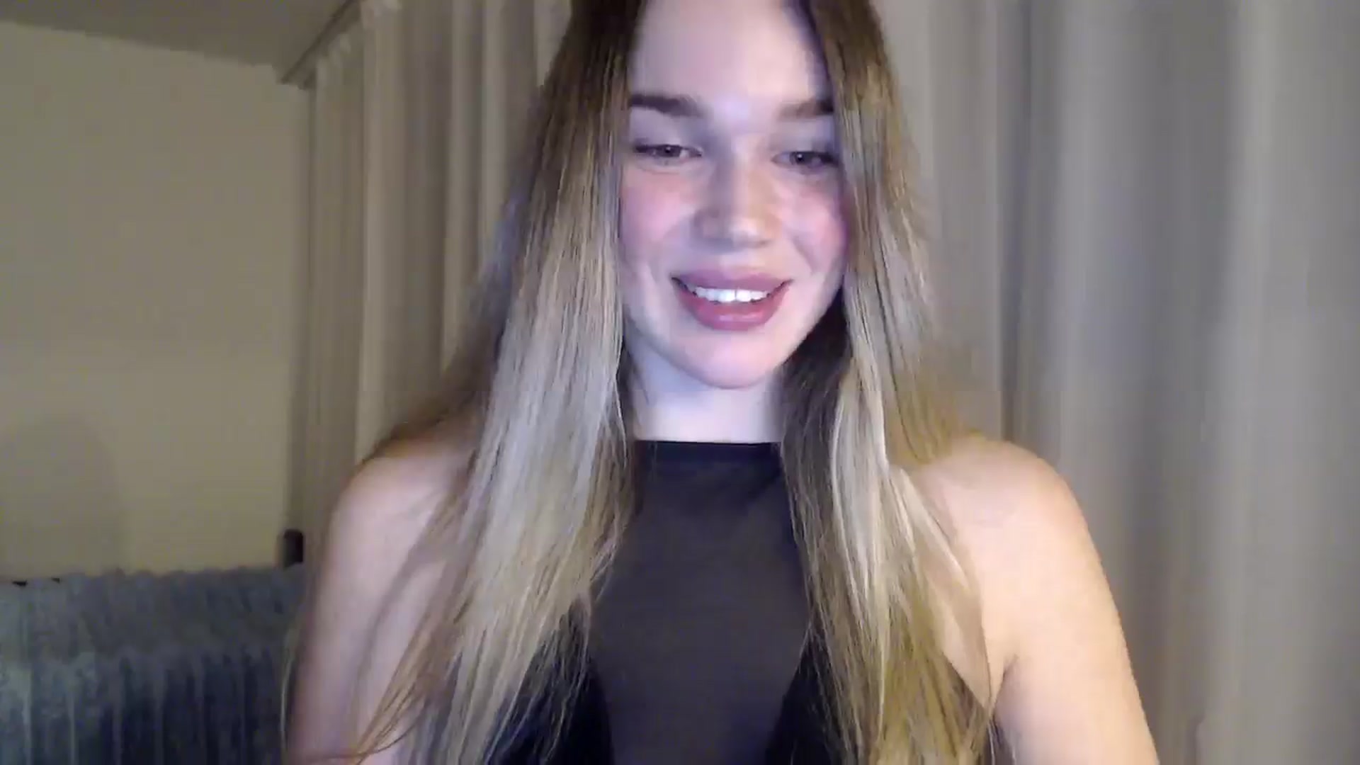 Gallery image thumbnail from Ooh_Cassie's myfreecams stream on, 02/06/2026, 01:23 image 18 of 20