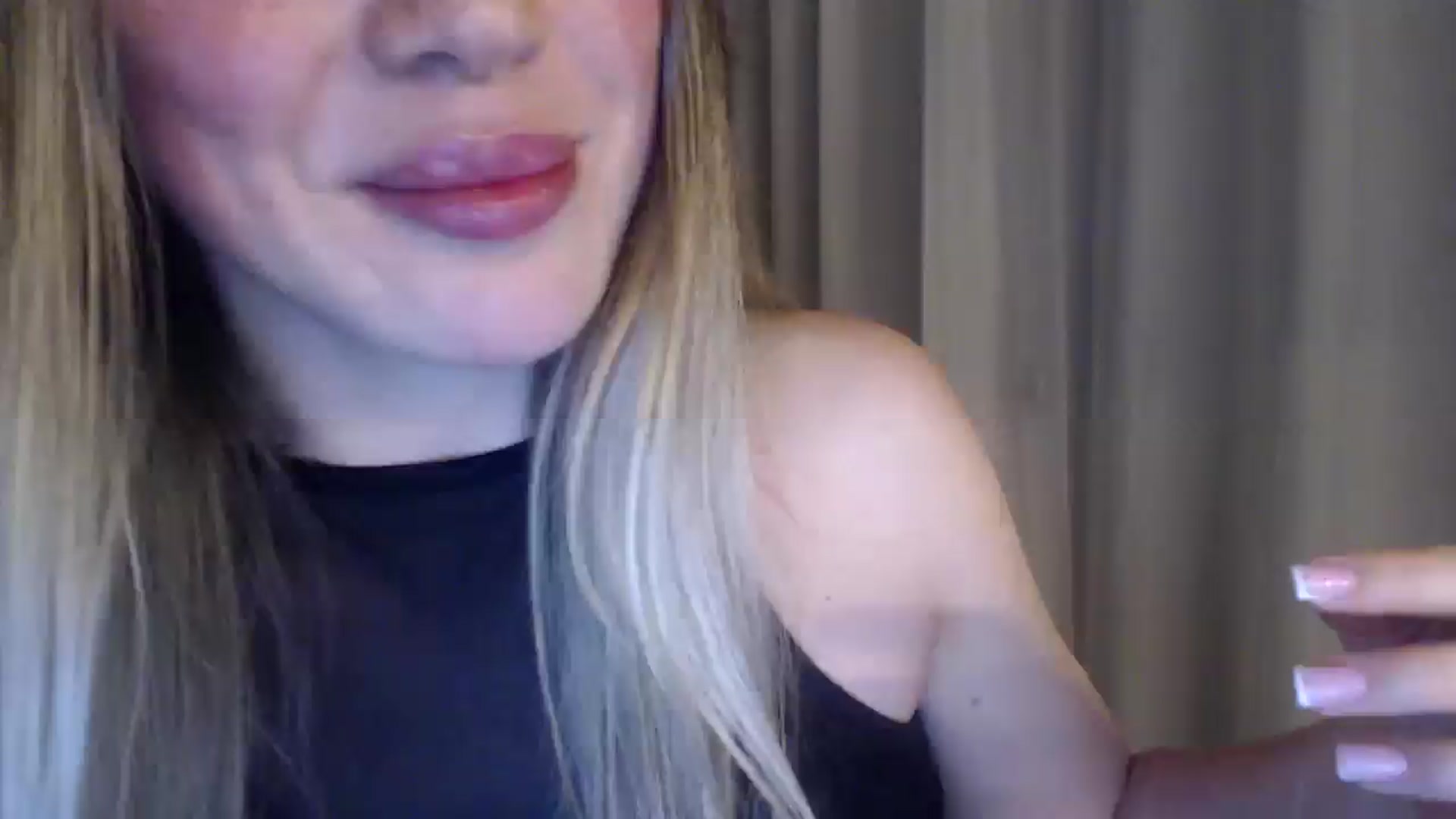 Gallery image thumbnail from Ooh_Cassie's myfreecams stream on, 02/06/2026, 01:23 image 10 of 20