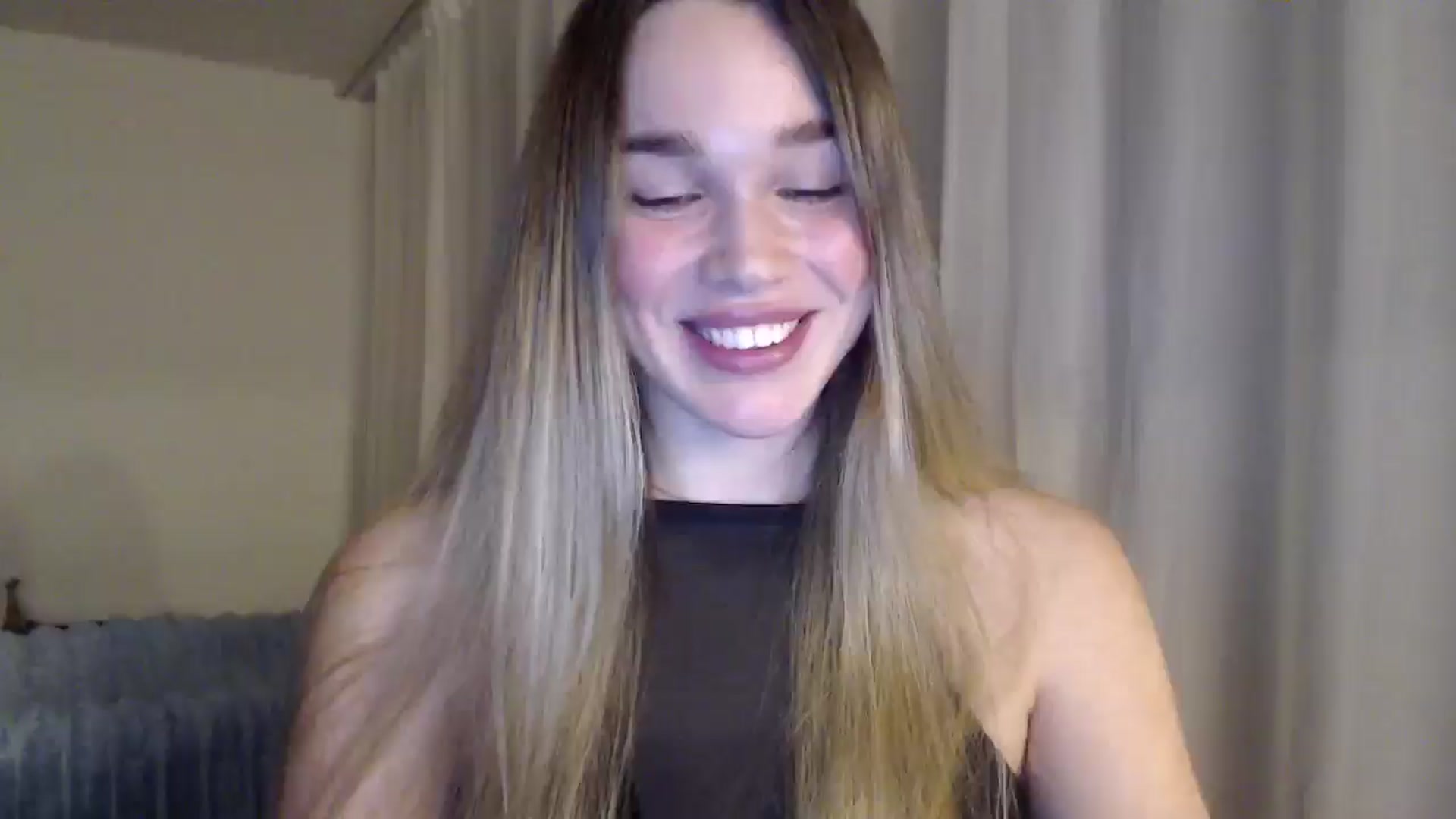 Gallery image thumbnail from Ooh_Cassie's myfreecams stream on, 02/06/2026, 01:23 image 1 of 20