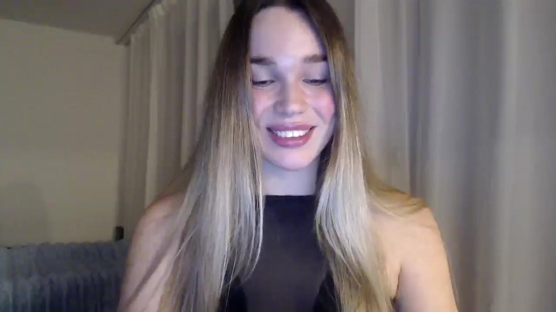 Gallery image thumbnail from Ooh_Cassie's myfreecams stream on, 02/06/2026, 01:23 image 17 of 20