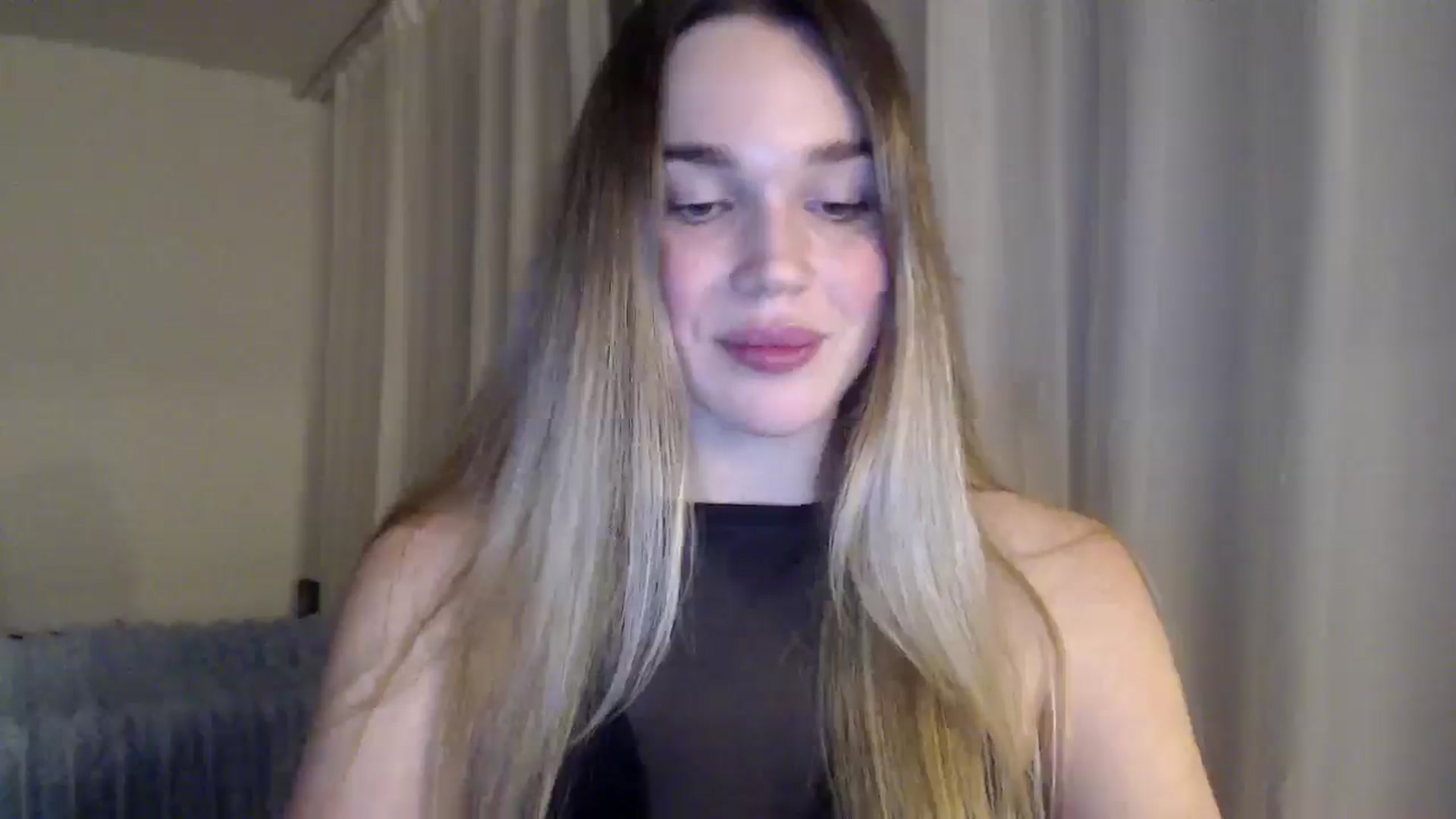 Gallery image thumbnail from Ooh_Cassie's myfreecams stream on, 02/06/2026, 01:23 image 15 of 20