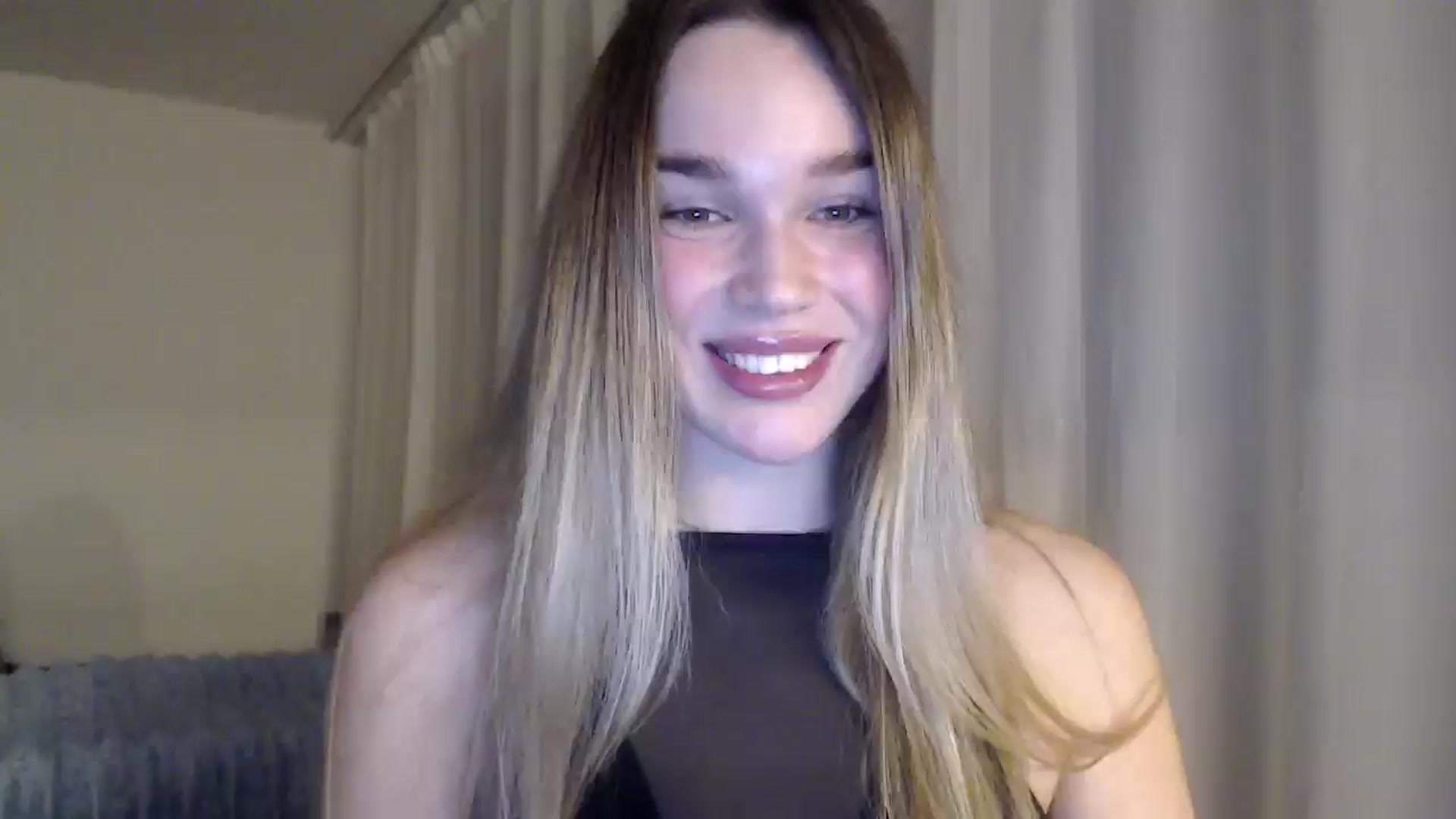 Gallery image thumbnail from Ooh_Cassie's myfreecams stream on, 02/06/2026, 01:23 image 6 of 20