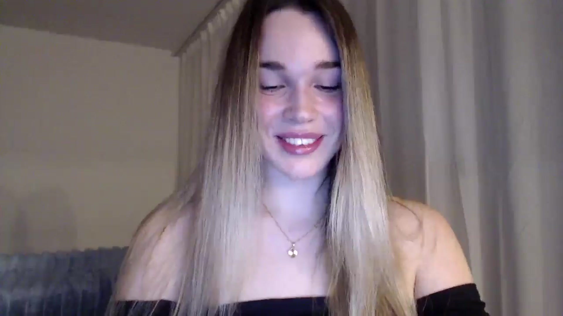 Gallery image thumbnail from Ooh_Cassie's myfreecams stream on, 02/11/2026, 20:35 image 16 of 20