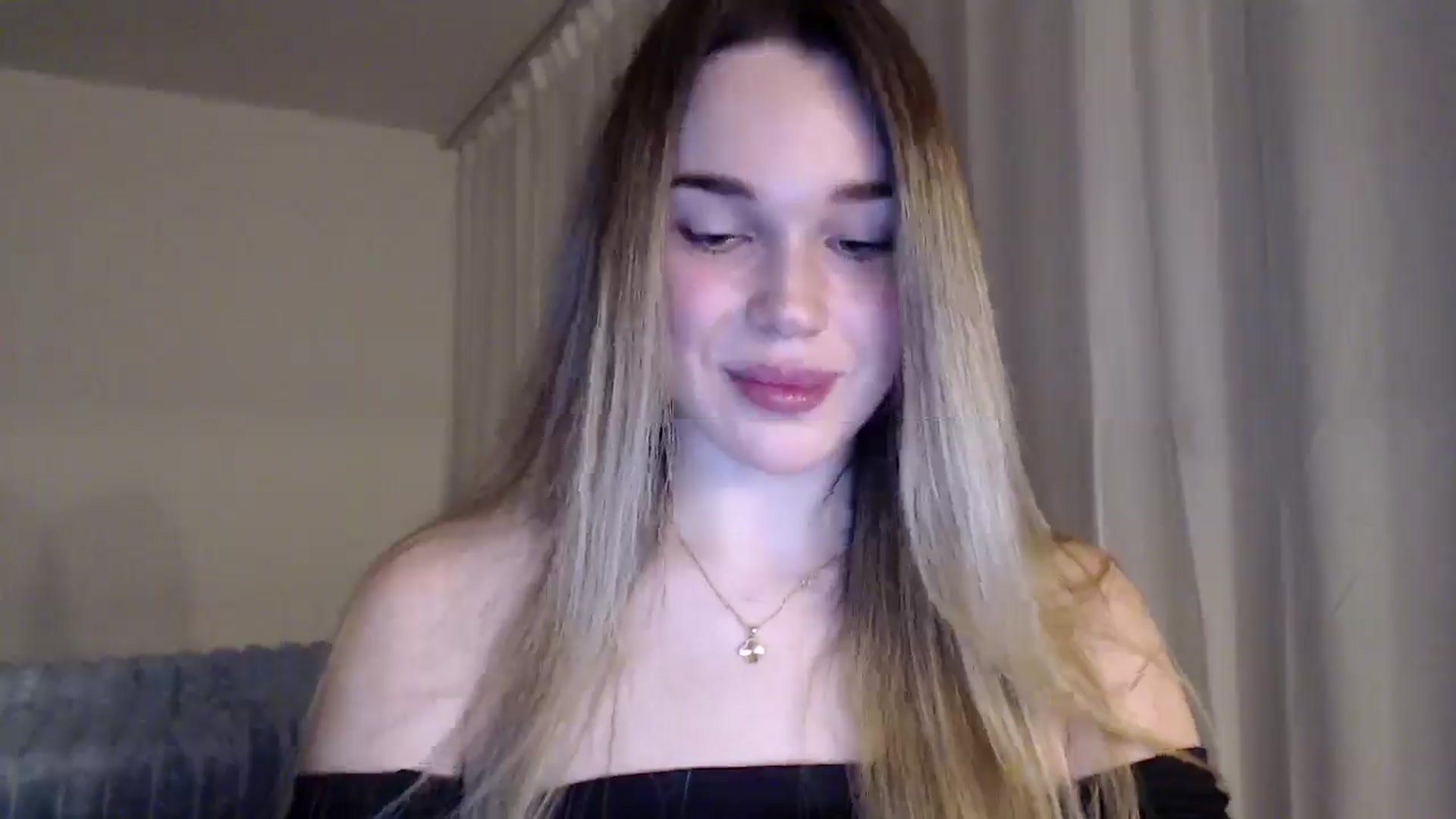 Gallery image thumbnail from Ooh_Cassie's myfreecams stream on, 02/11/2026, 20:35 image 17 of 20