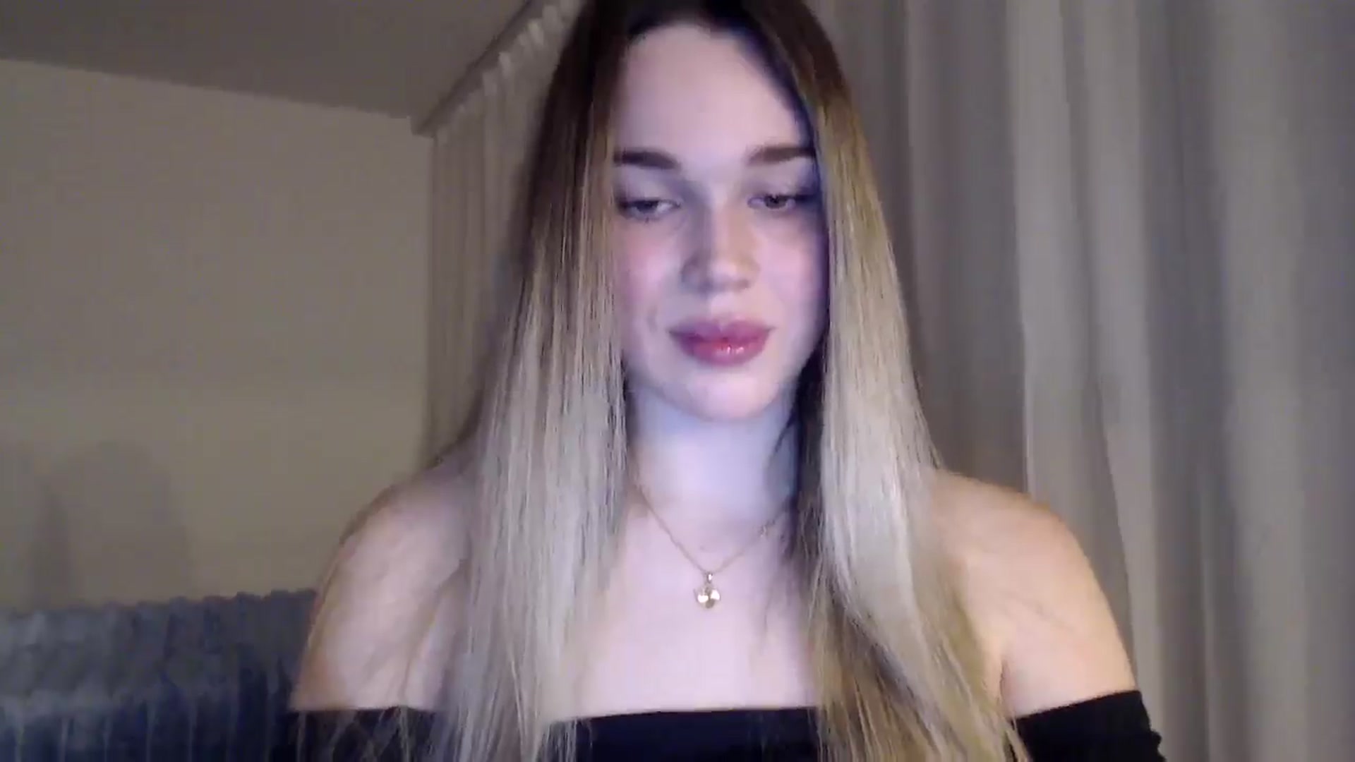 Gallery image thumbnail from Ooh_Cassie's myfreecams stream on, 02/11/2026, 20:35 image 7 of 20
