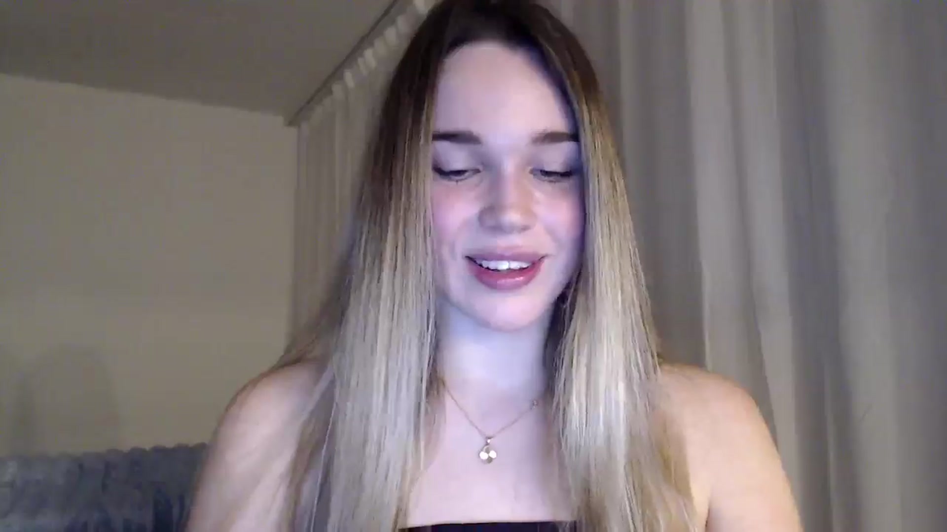 Gallery image thumbnail from Ooh_Cassie's myfreecams stream on, 02/11/2026, 21:59 image 3 of 20