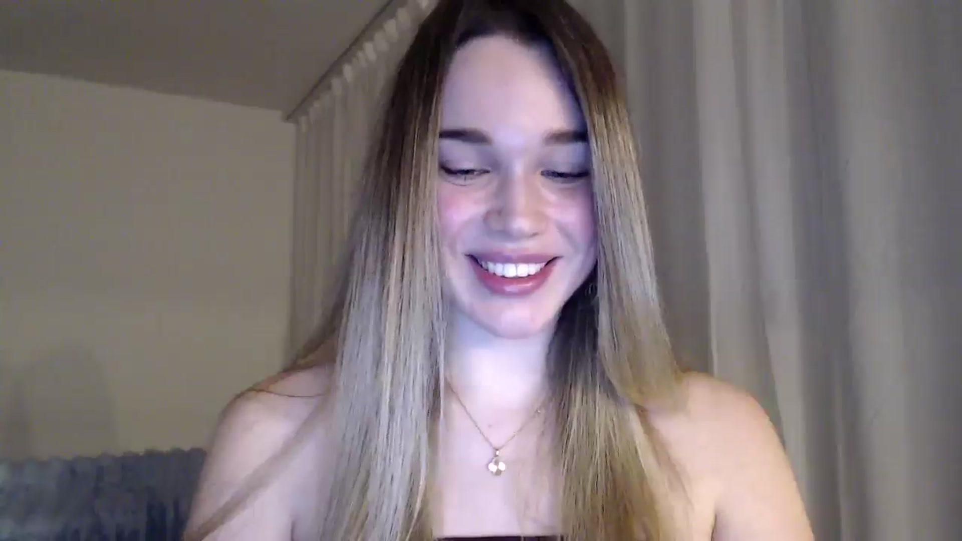 Gallery image thumbnail from Ooh_Cassie's myfreecams stream on, 02/11/2026, 21:59 image 4 of 20