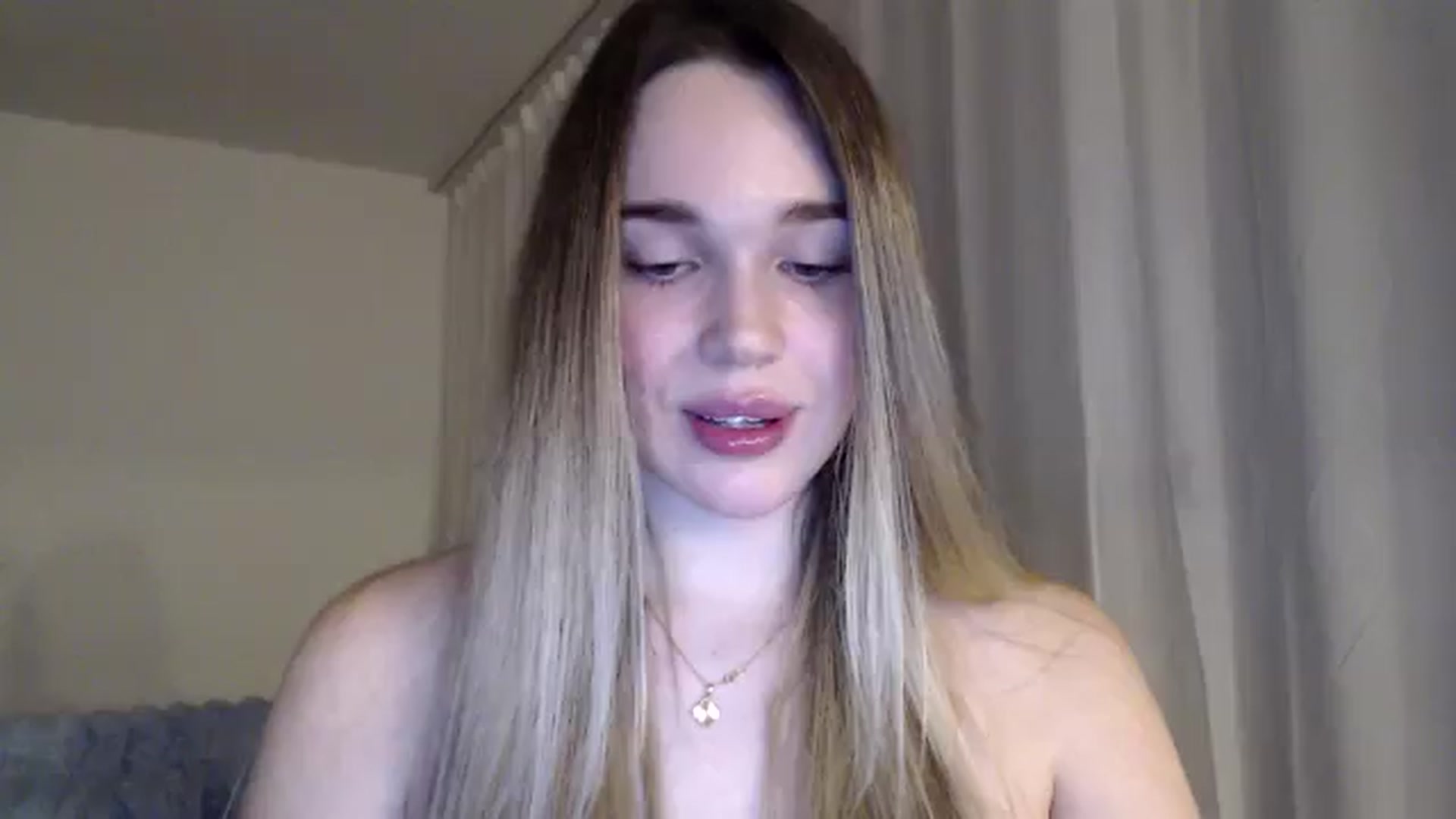 Gallery image thumbnail from Ooh_Cassie's myfreecams stream on, 02/11/2026, 23:44 image 18 of 20