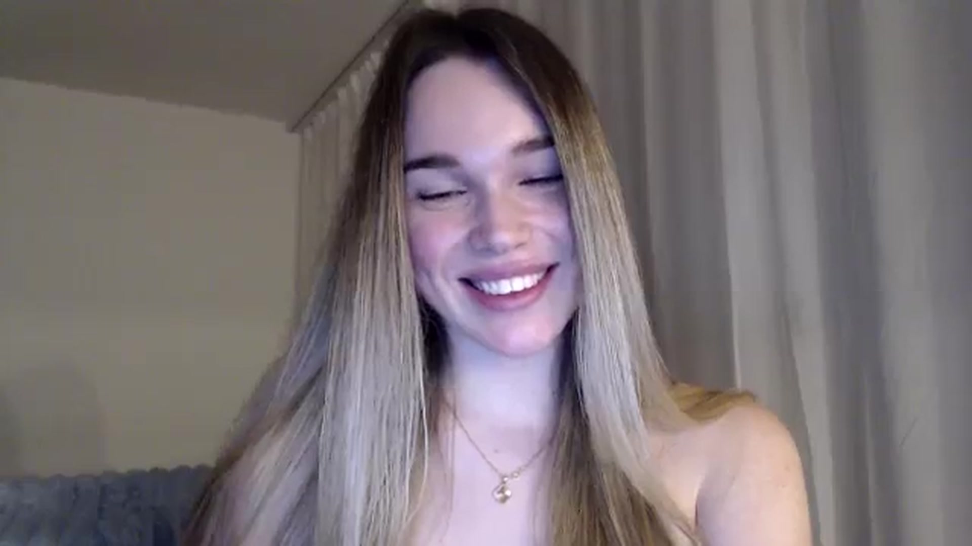 Gallery image thumbnail from Ooh_Cassie's myfreecams stream on, 02/11/2026, 23:44 image 10 of 20