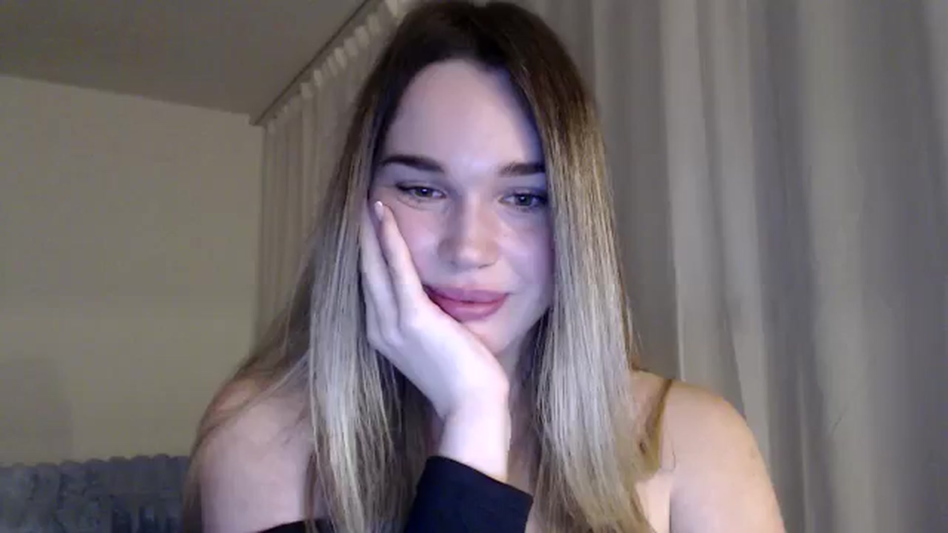 Gallery image thumbnail from Ooh_Cassie's myfreecams stream on, 02/11/2026, 23:44 image 3 of 20