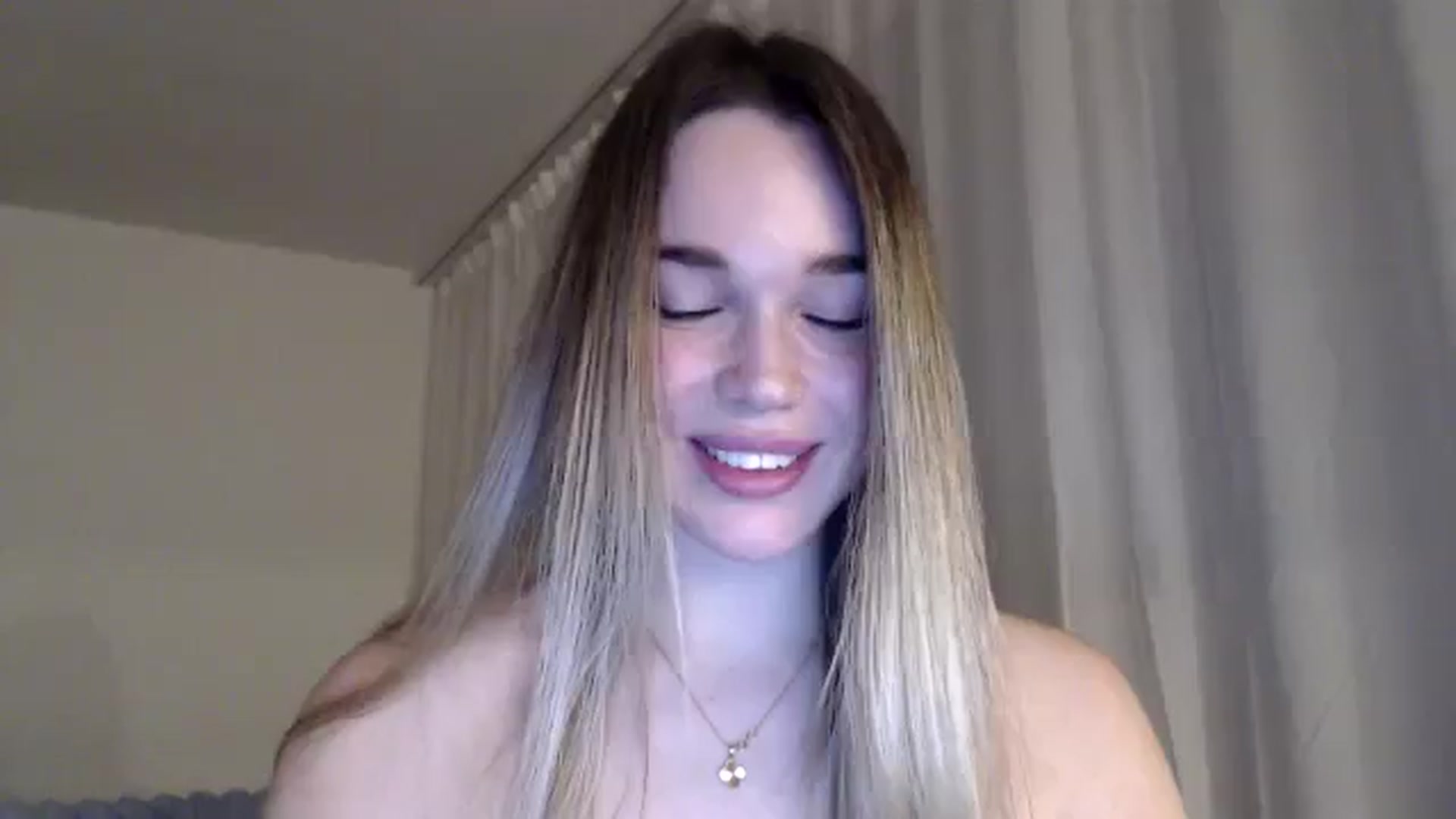 Gallery image thumbnail from Ooh_Cassie's myfreecams stream on, 02/11/2026, 23:44 image 5 of 20