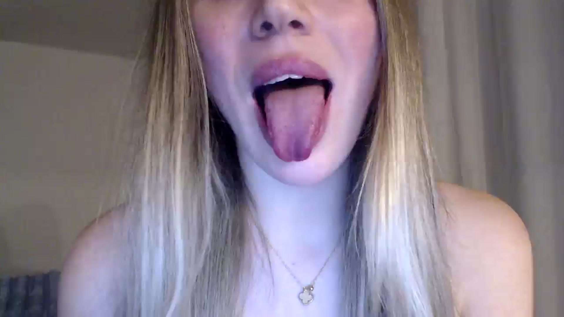 Gallery image thumbnail from Ooh_Cassie's myfreecams stream on, 02/12/2026, 23:57 image 16 of 20