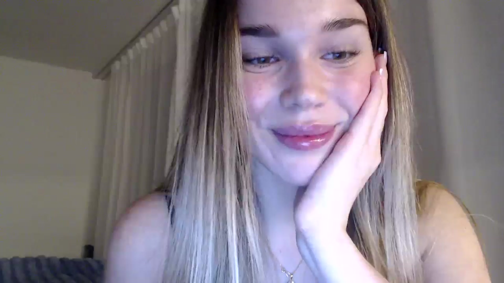 Gallery image thumbnail from Ooh_Cassie's myfreecams stream on, 02/13/2026, 01:19 image 15 of 20