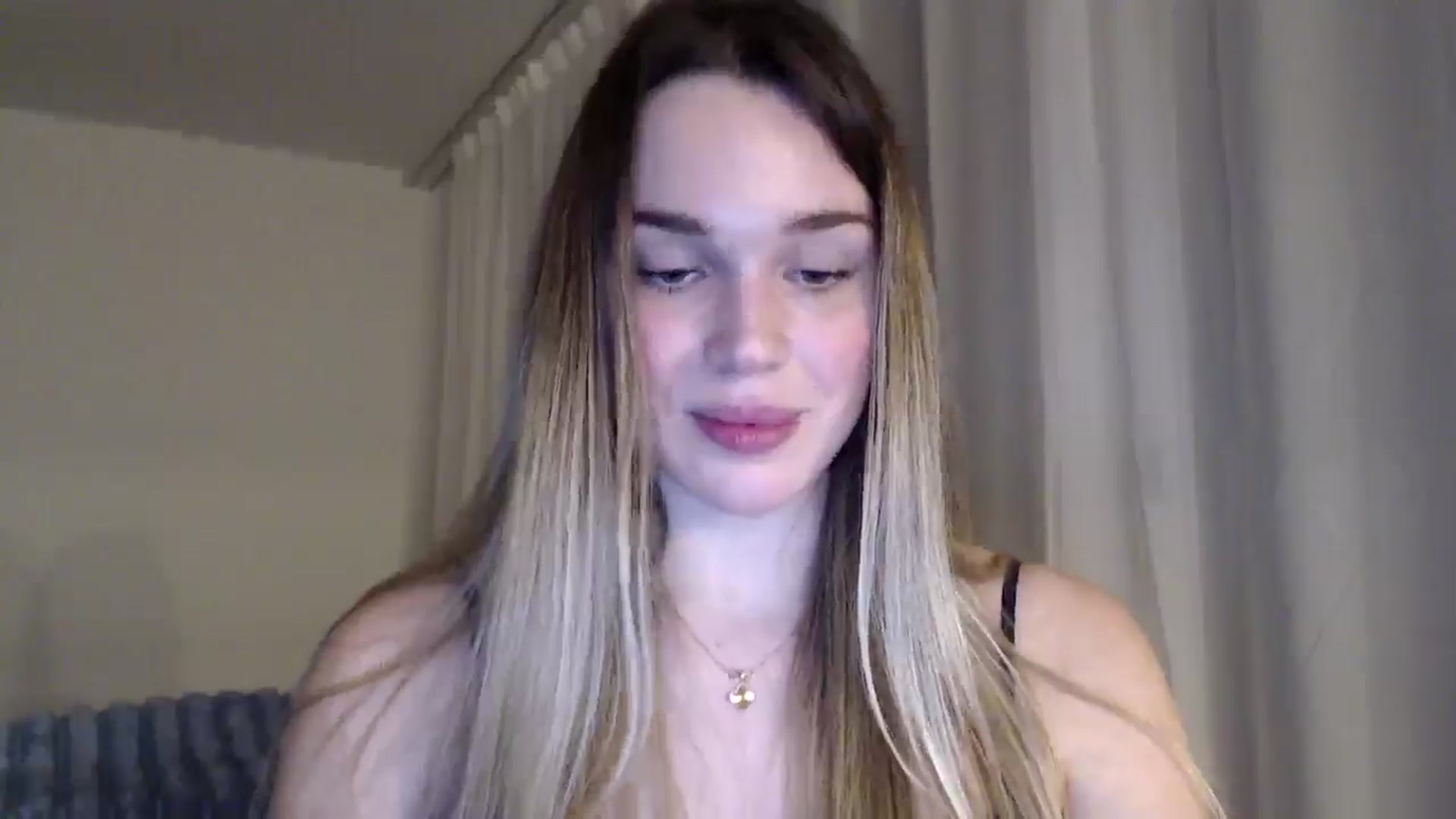 Gallery image thumbnail from Ooh_Cassie's myfreecams stream on, 02/13/2026, 01:19 image 2 of 20