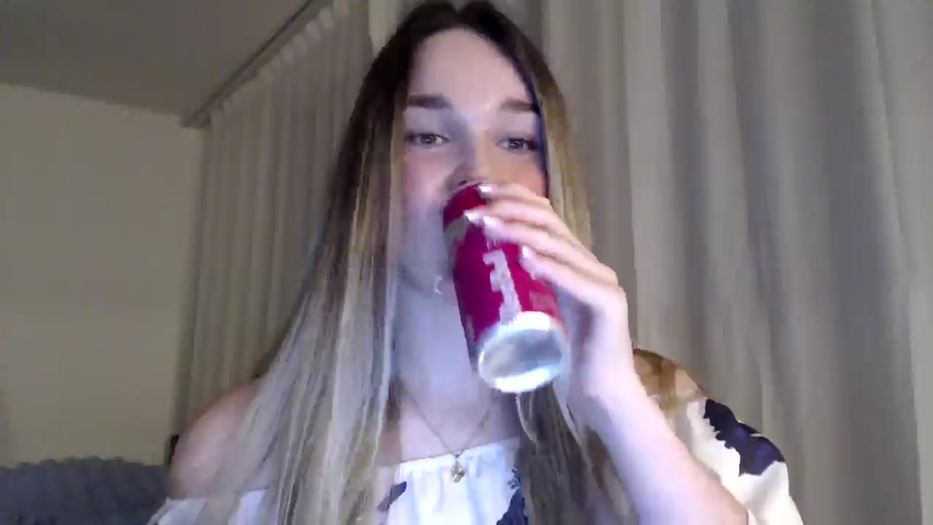 Gallery image thumbnail from Ooh_Cassie's myfreecams stream on, 02/13/2026, 22:02 image 7 of 20
